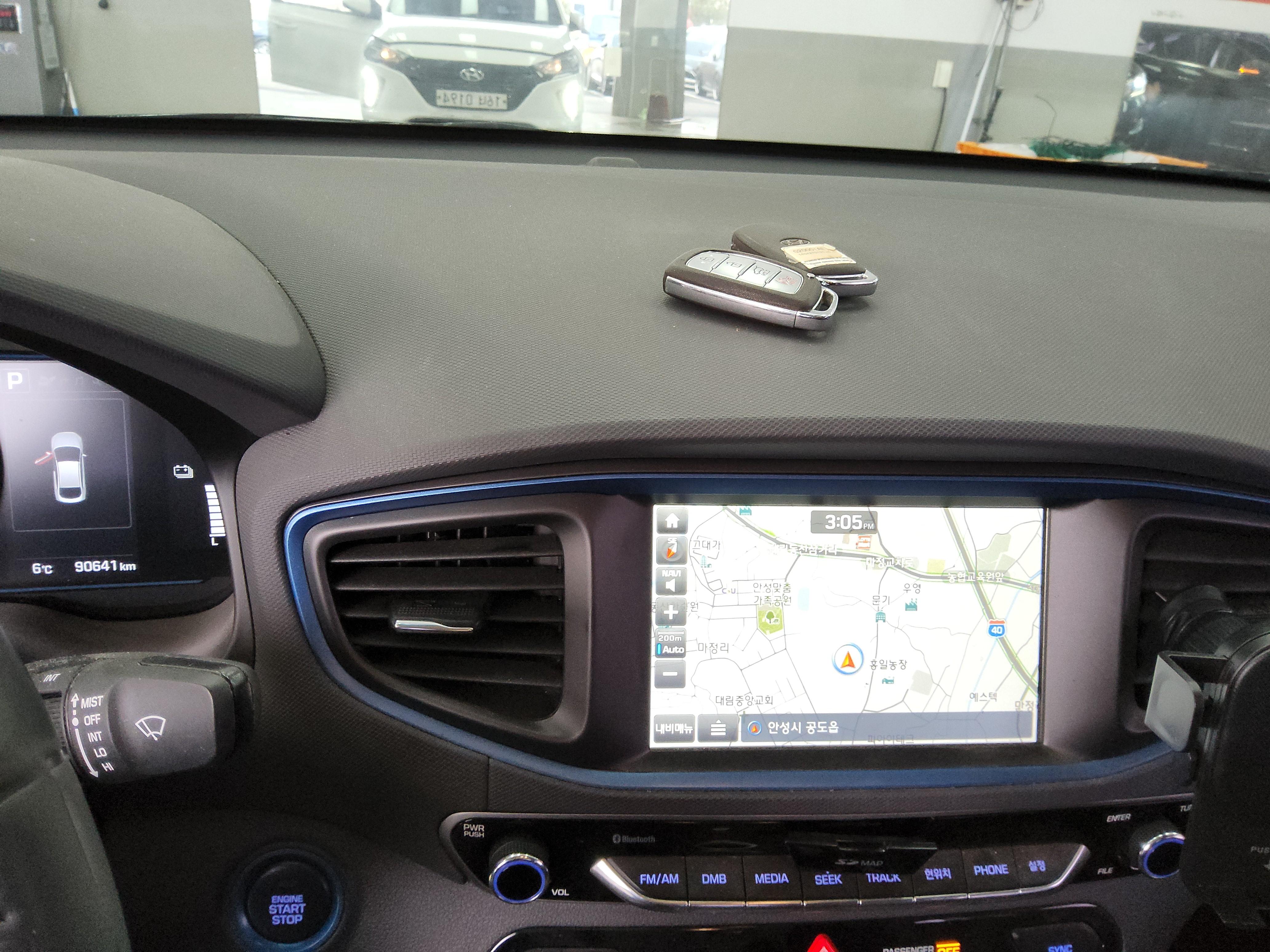 هيونداي أيونيك 2017 - صورة 16