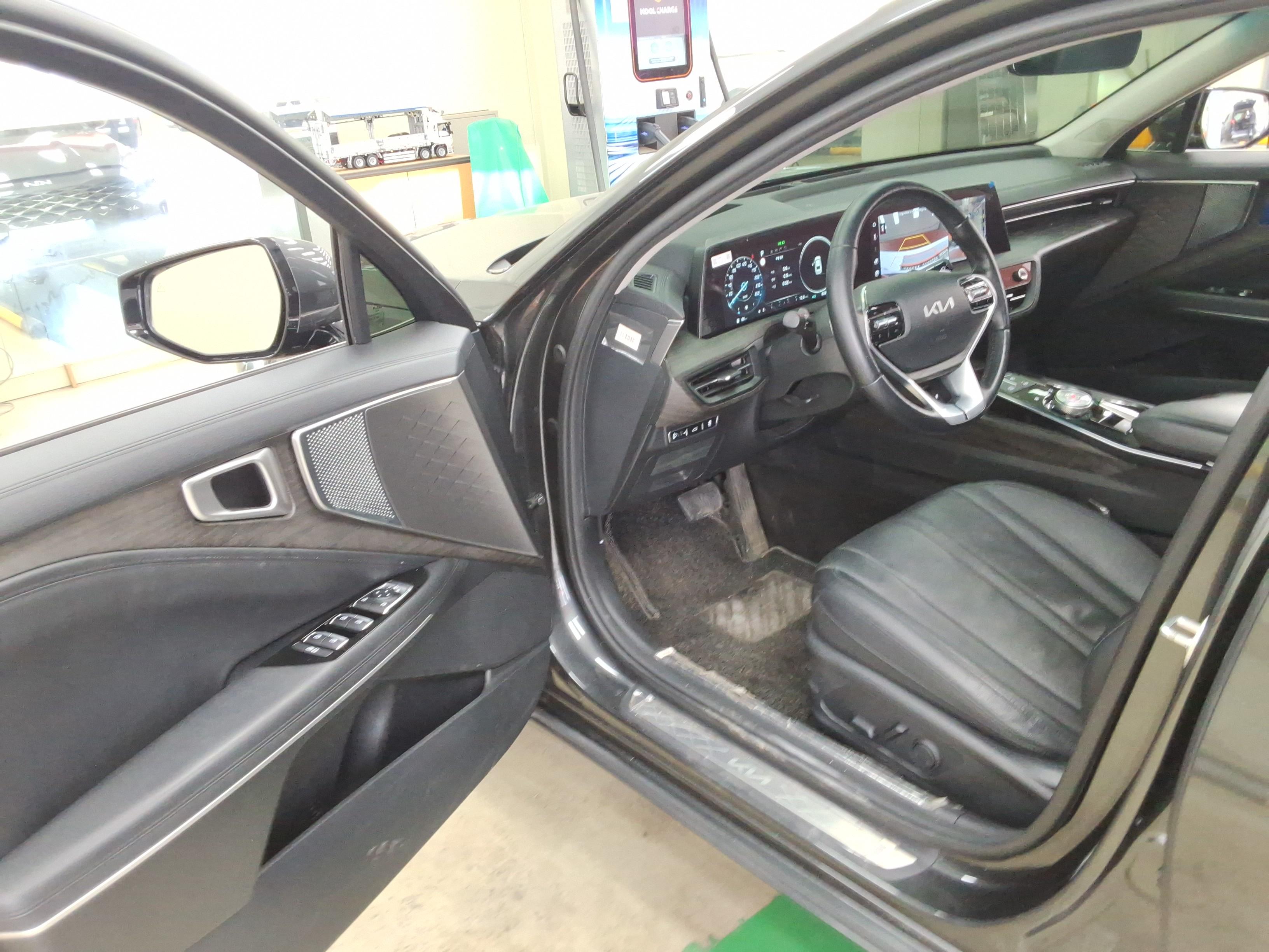 Kia K8 2022 - Image 9