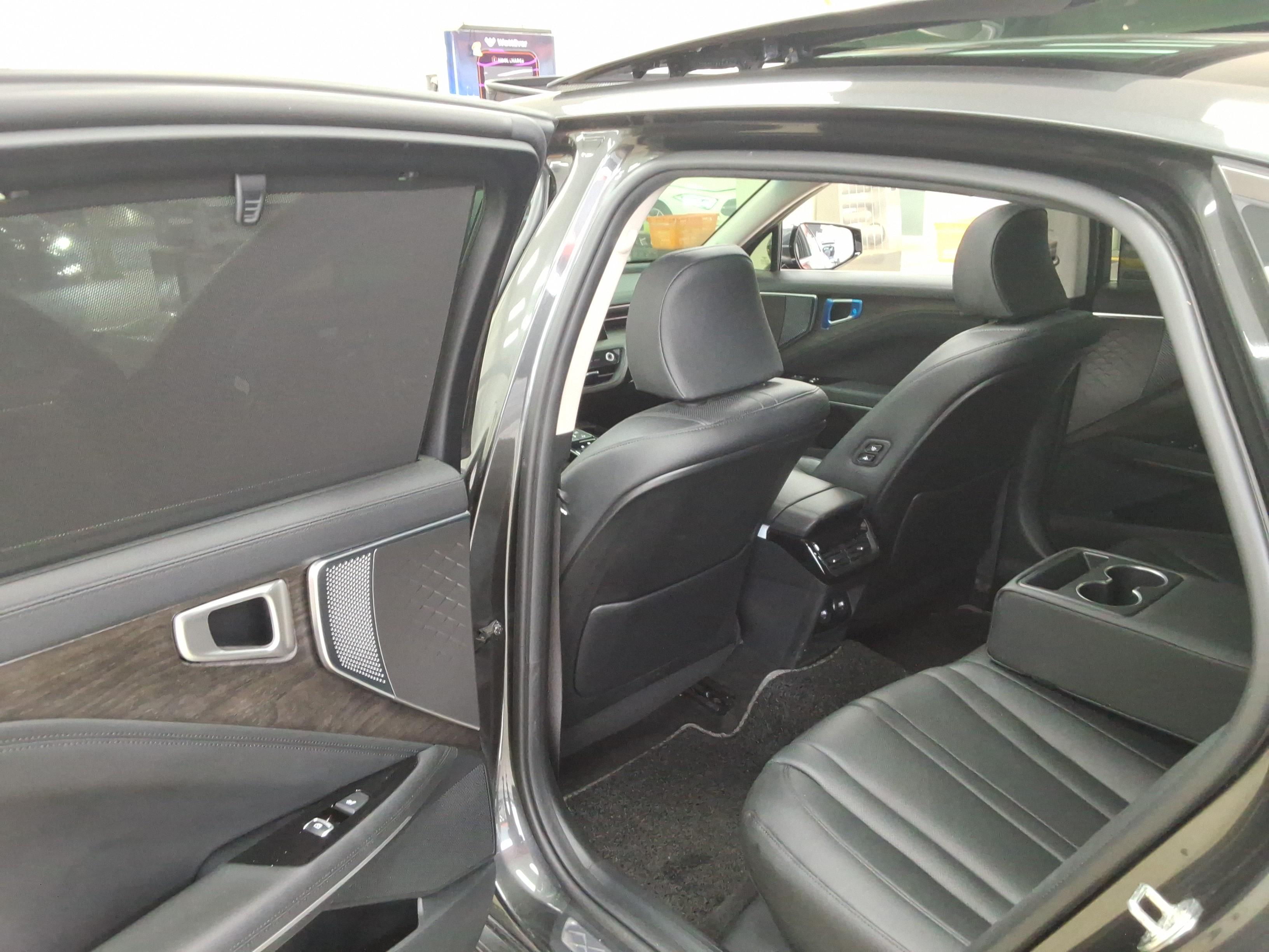 Kia K8 2022 - Image 11