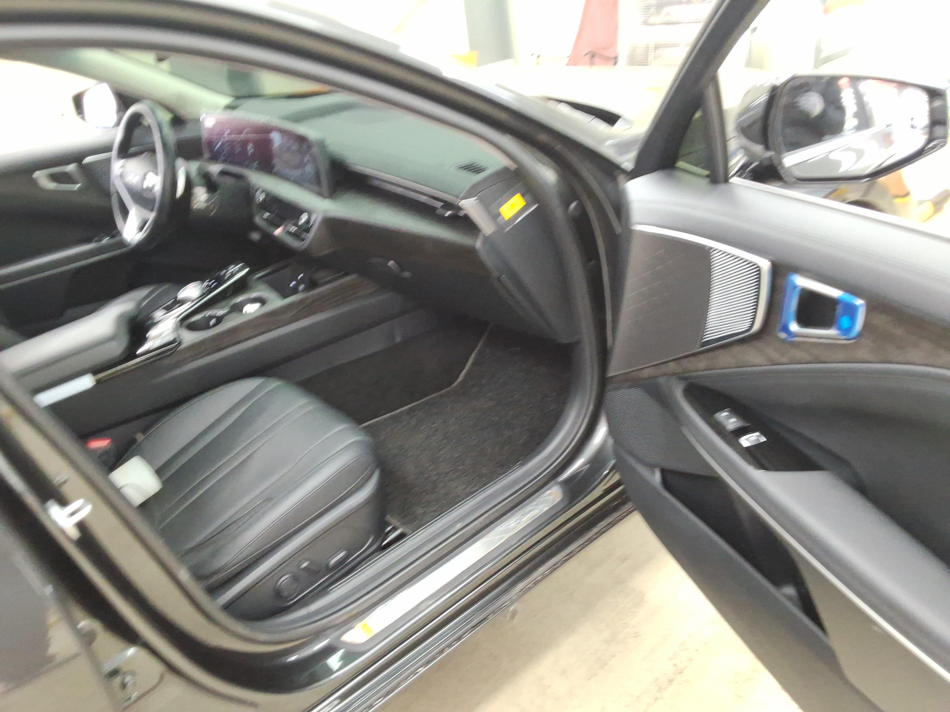 Kia K8 2022 - Image 14