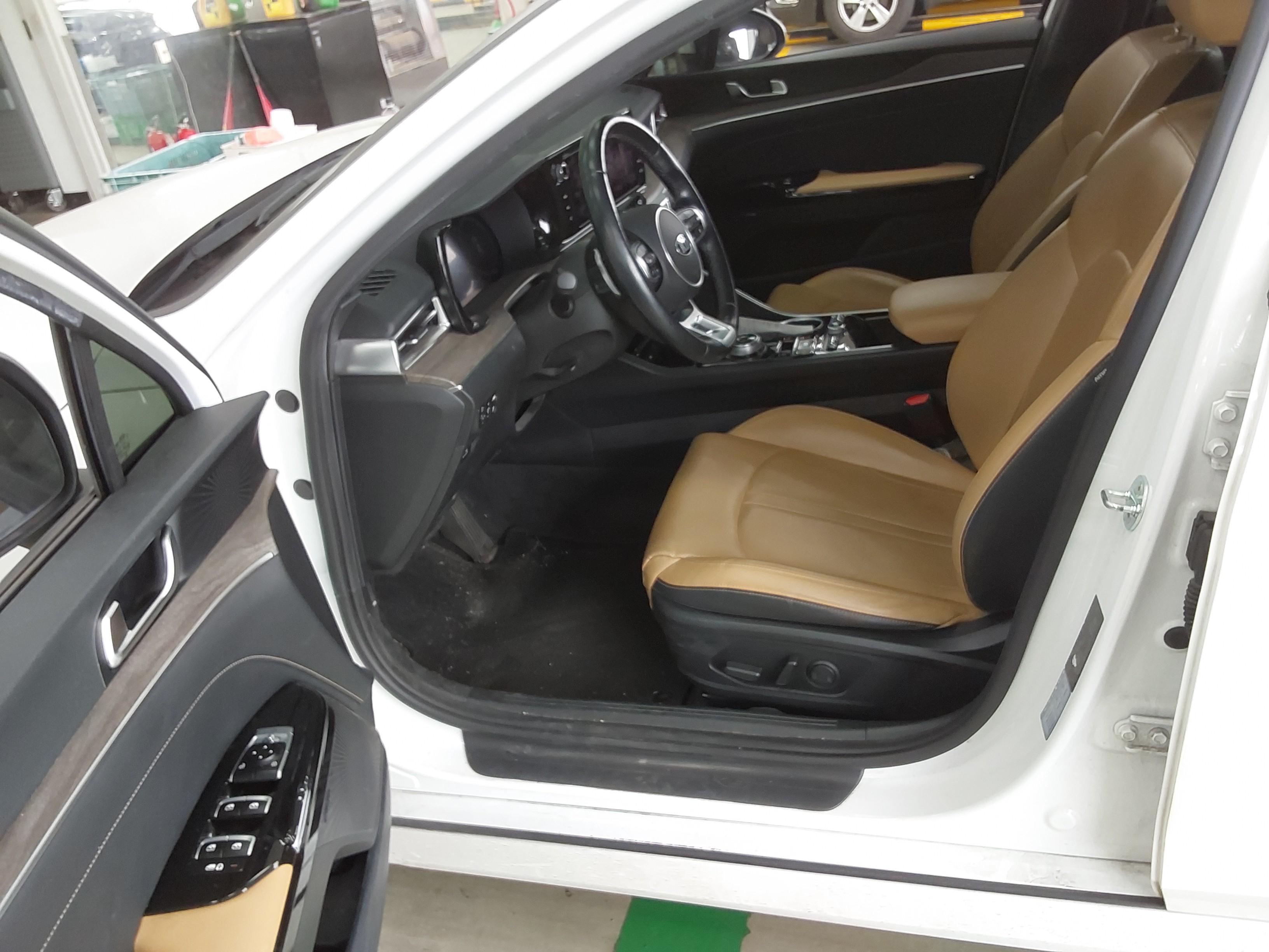 Kia K5 2021 - Image 9