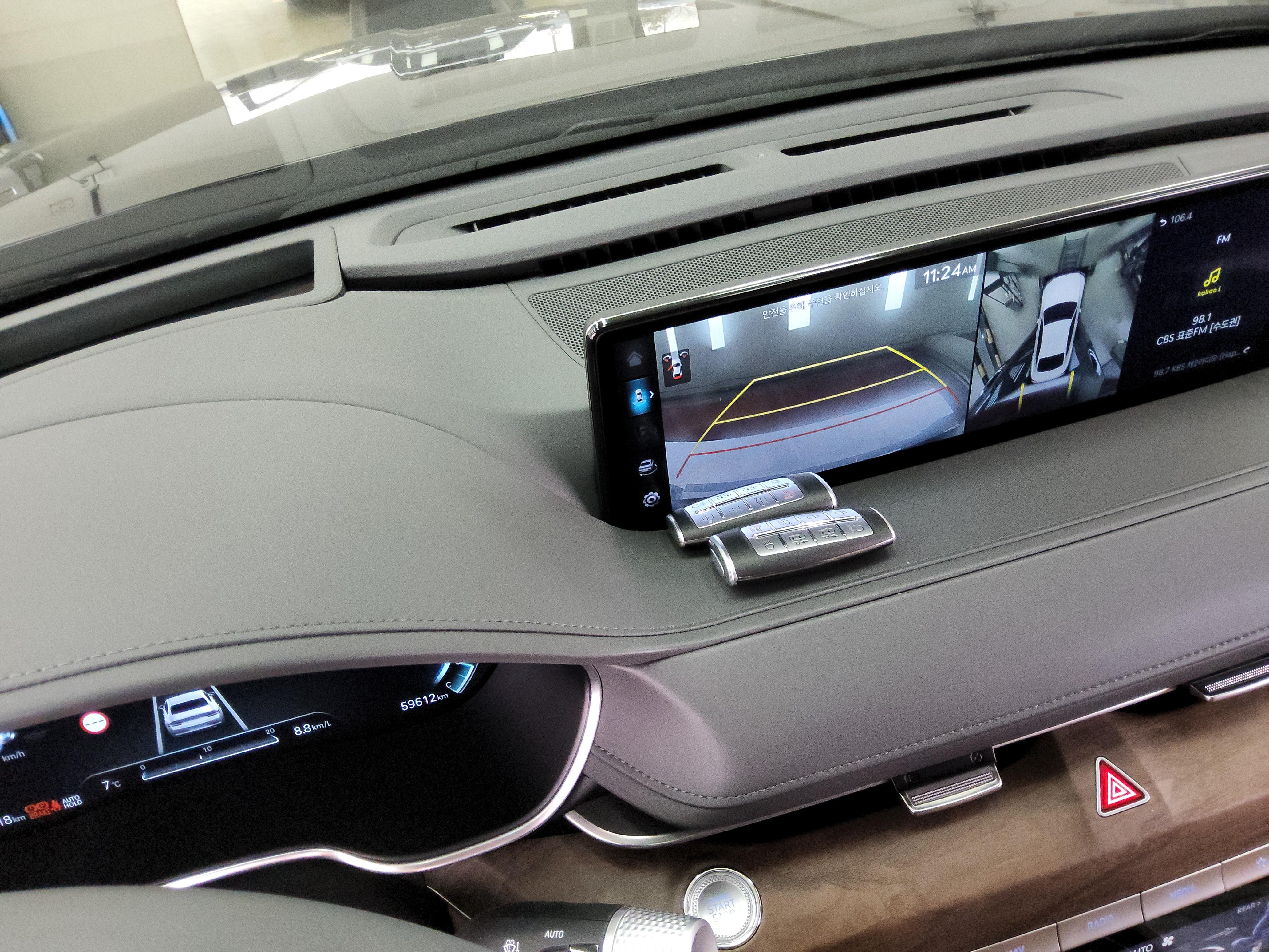 Genesis G80 2022 - Image 16