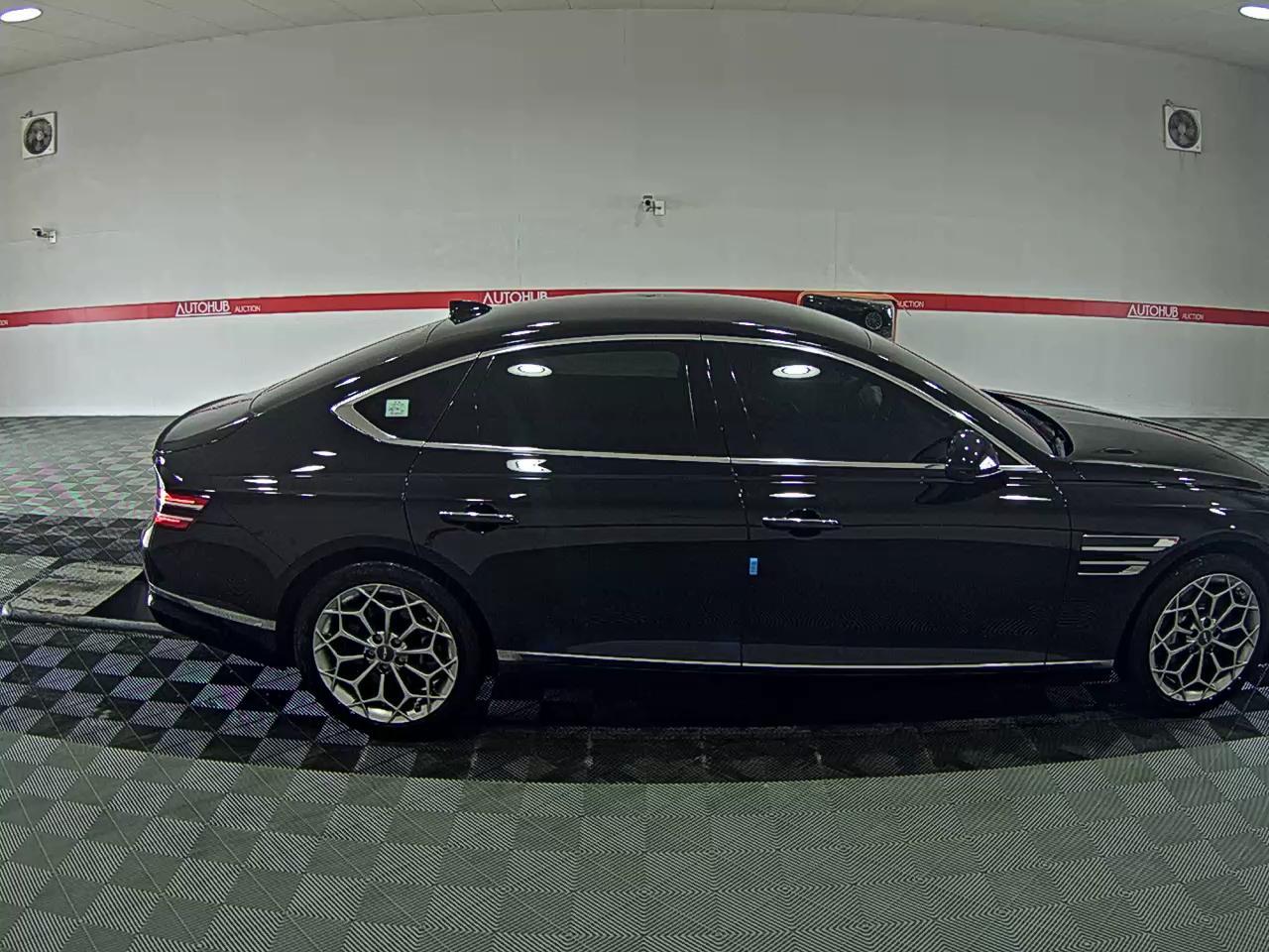 Genesis G80 2022 - Image 3