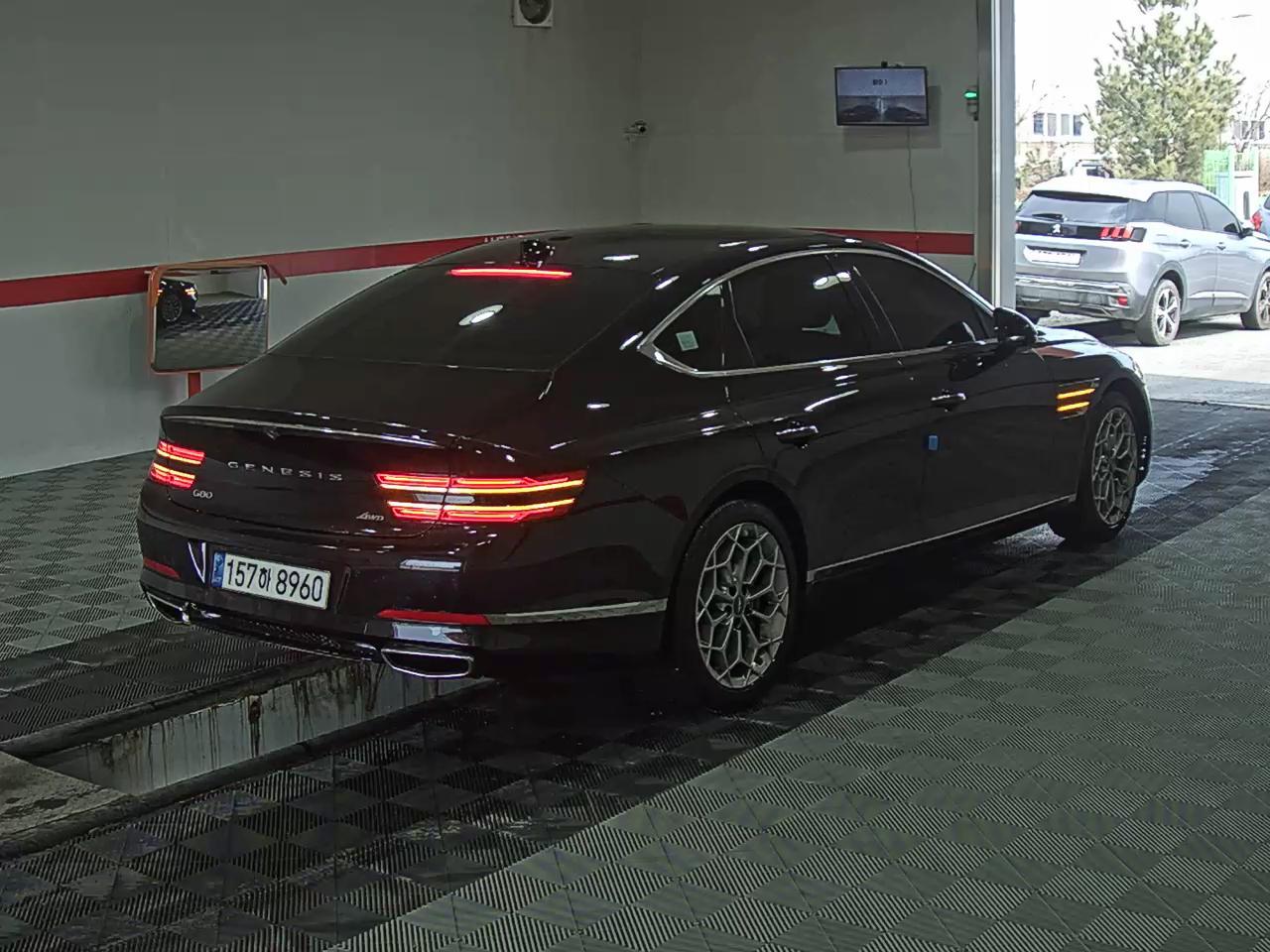 Genesis G80 2022 - Image 4