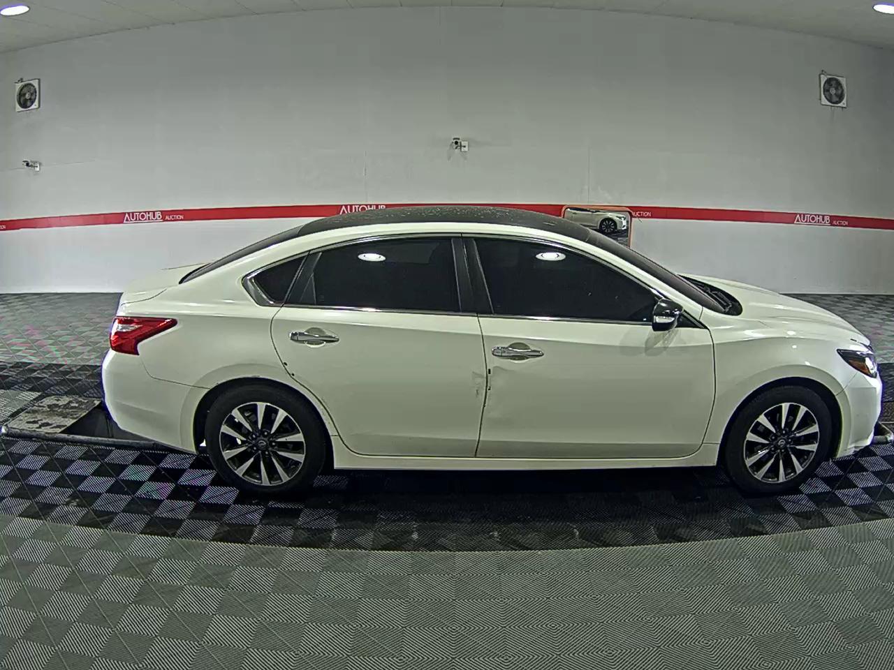 Nissan Altima 2017 - Image 3