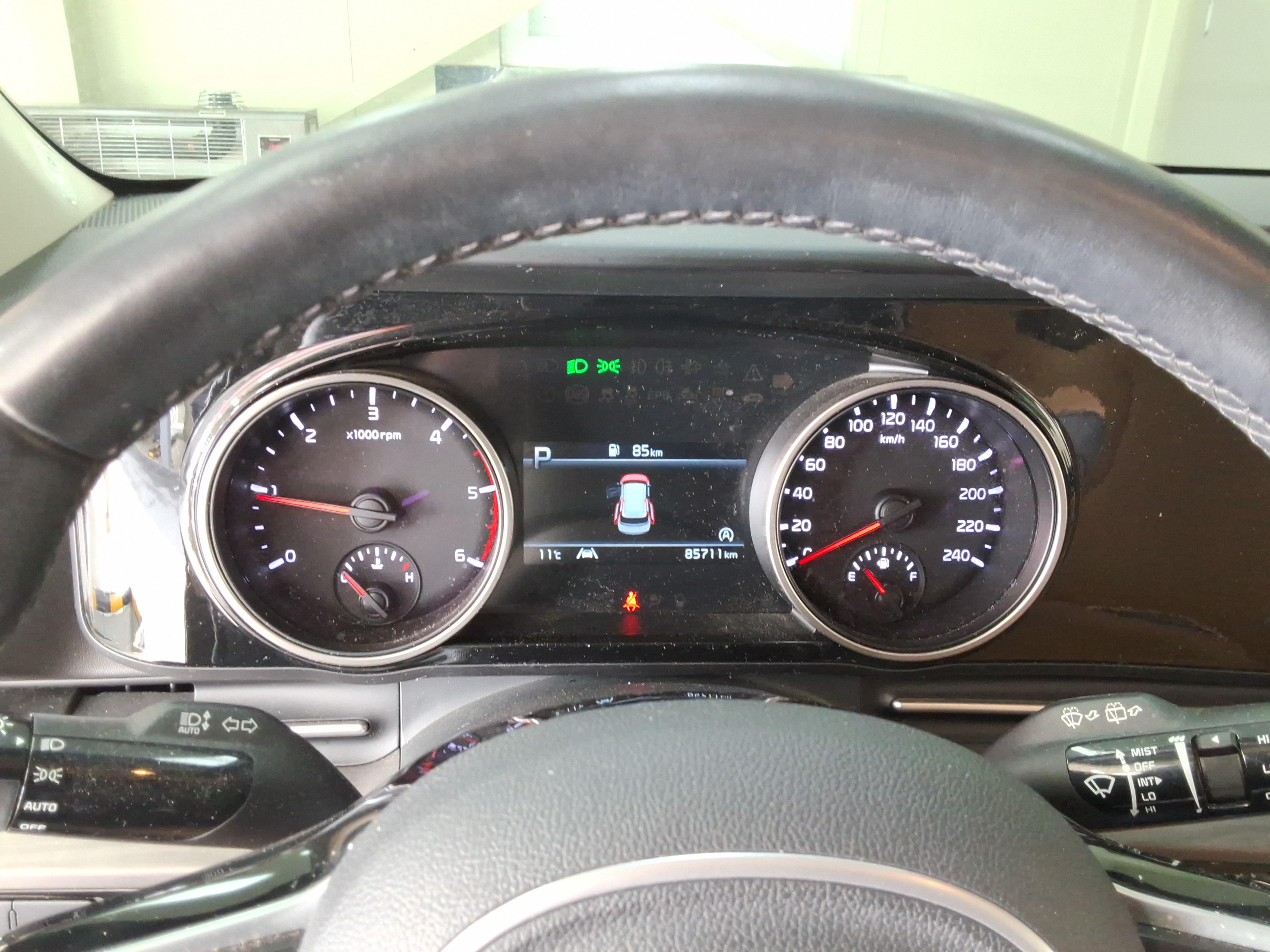 كيا كارنيفال 2022 - صورة 8