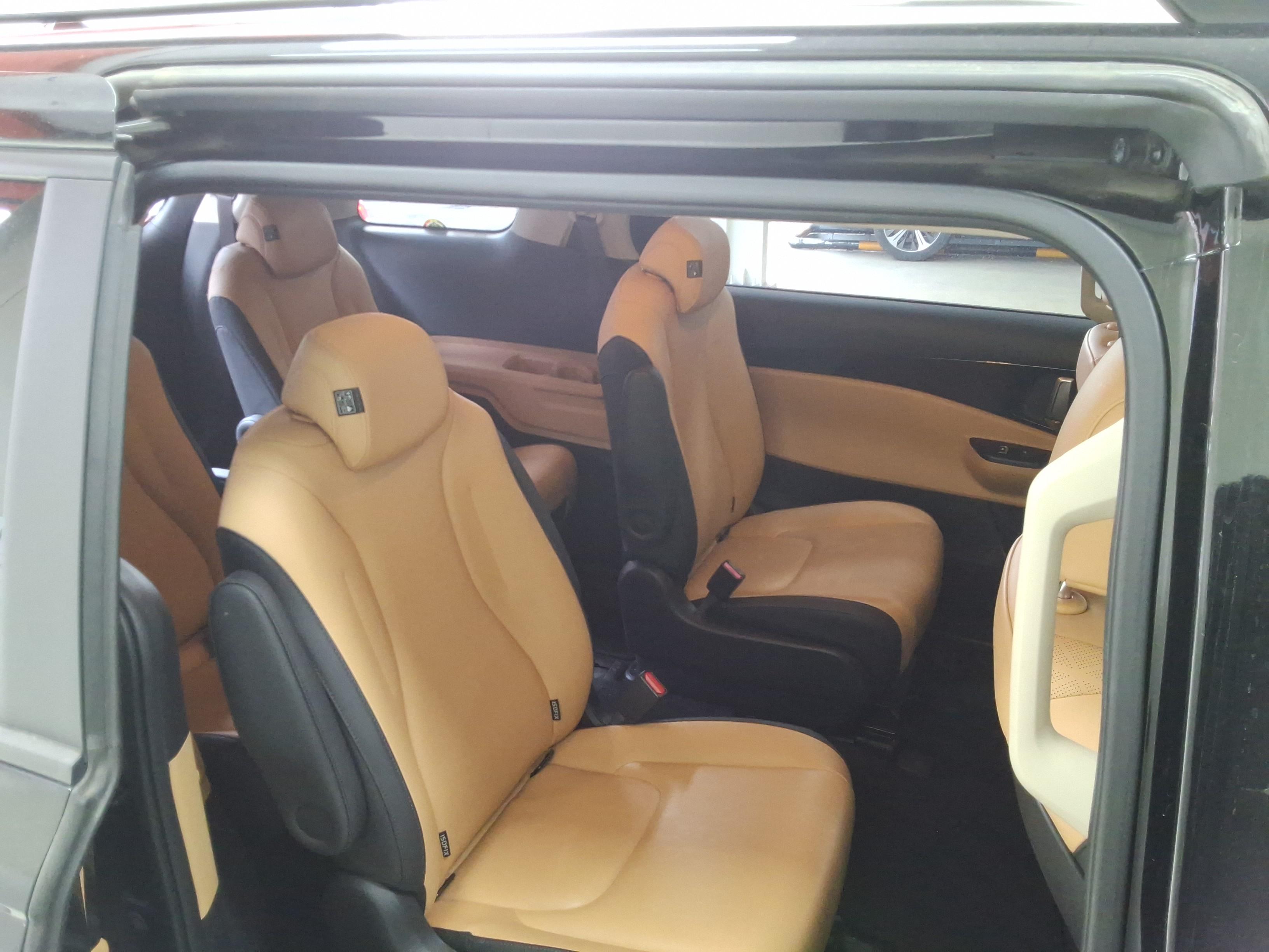 كيا كارنيفال 2022 - صورة 13