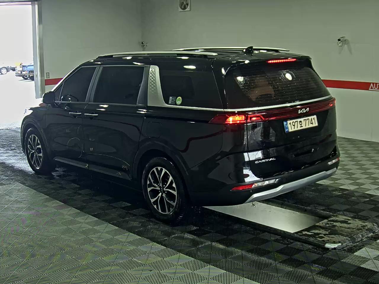 كيا كارنيفال 2022 - صورة 5