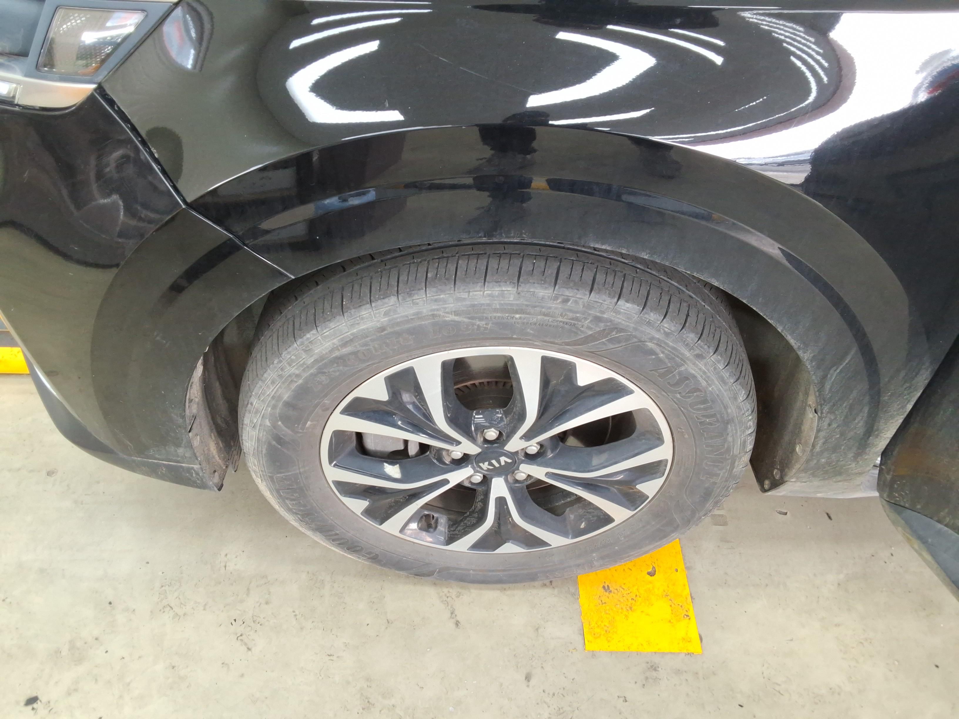 كيا كارنيفال 2021 - صورة 20