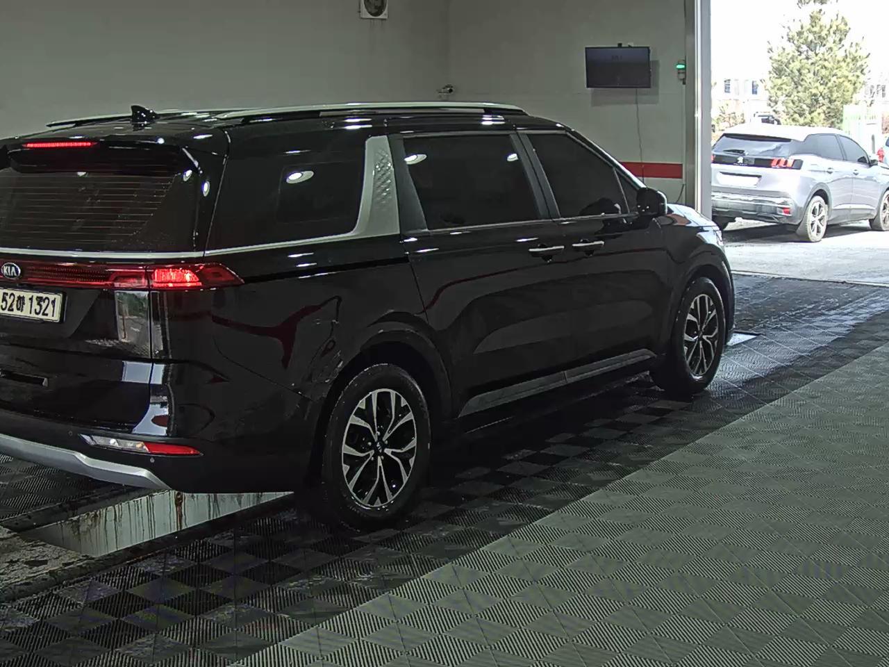 كيا كارنيفال 2021 - صورة 4