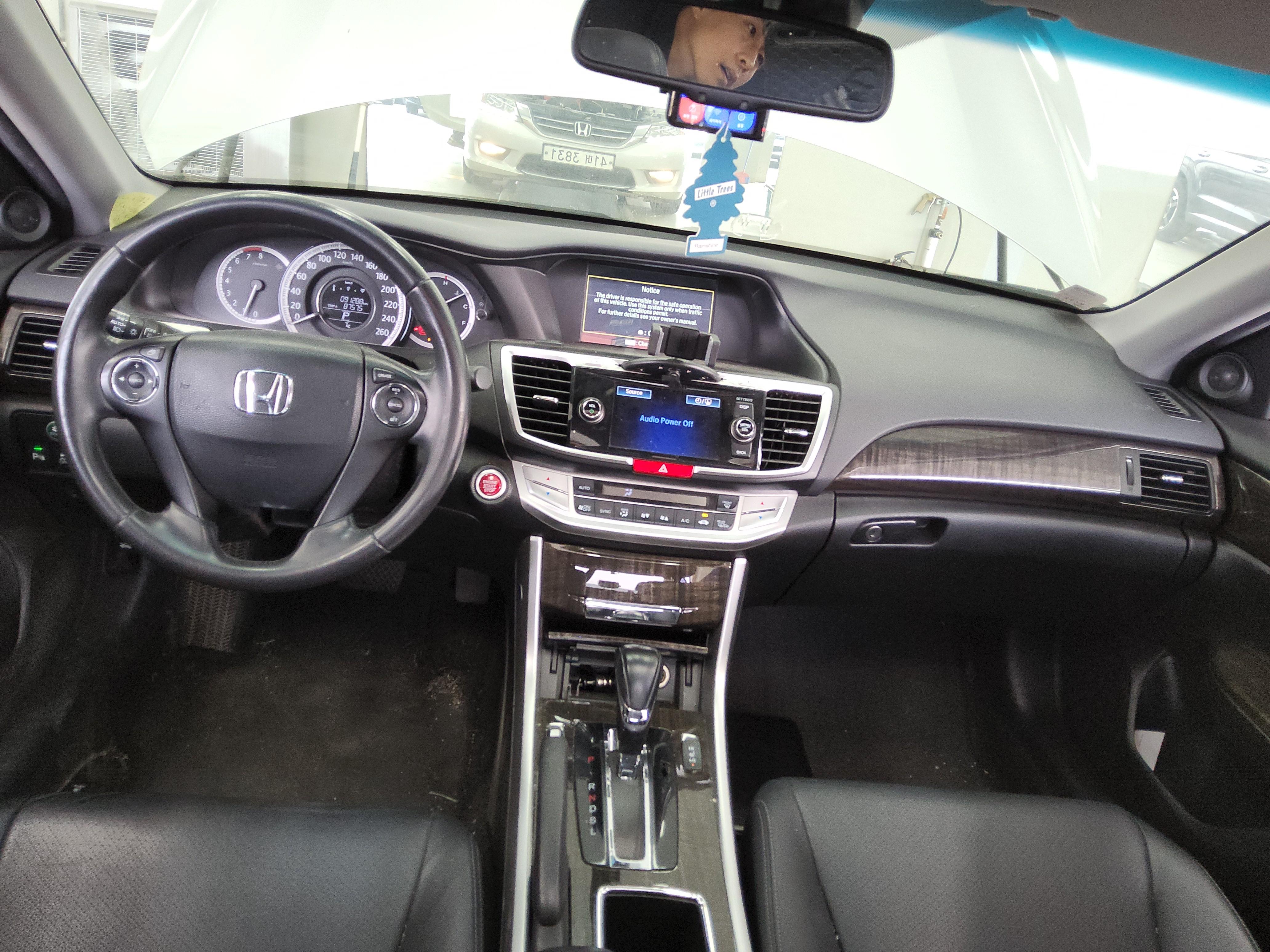 هوندا أكورد 2014 - صورة 11