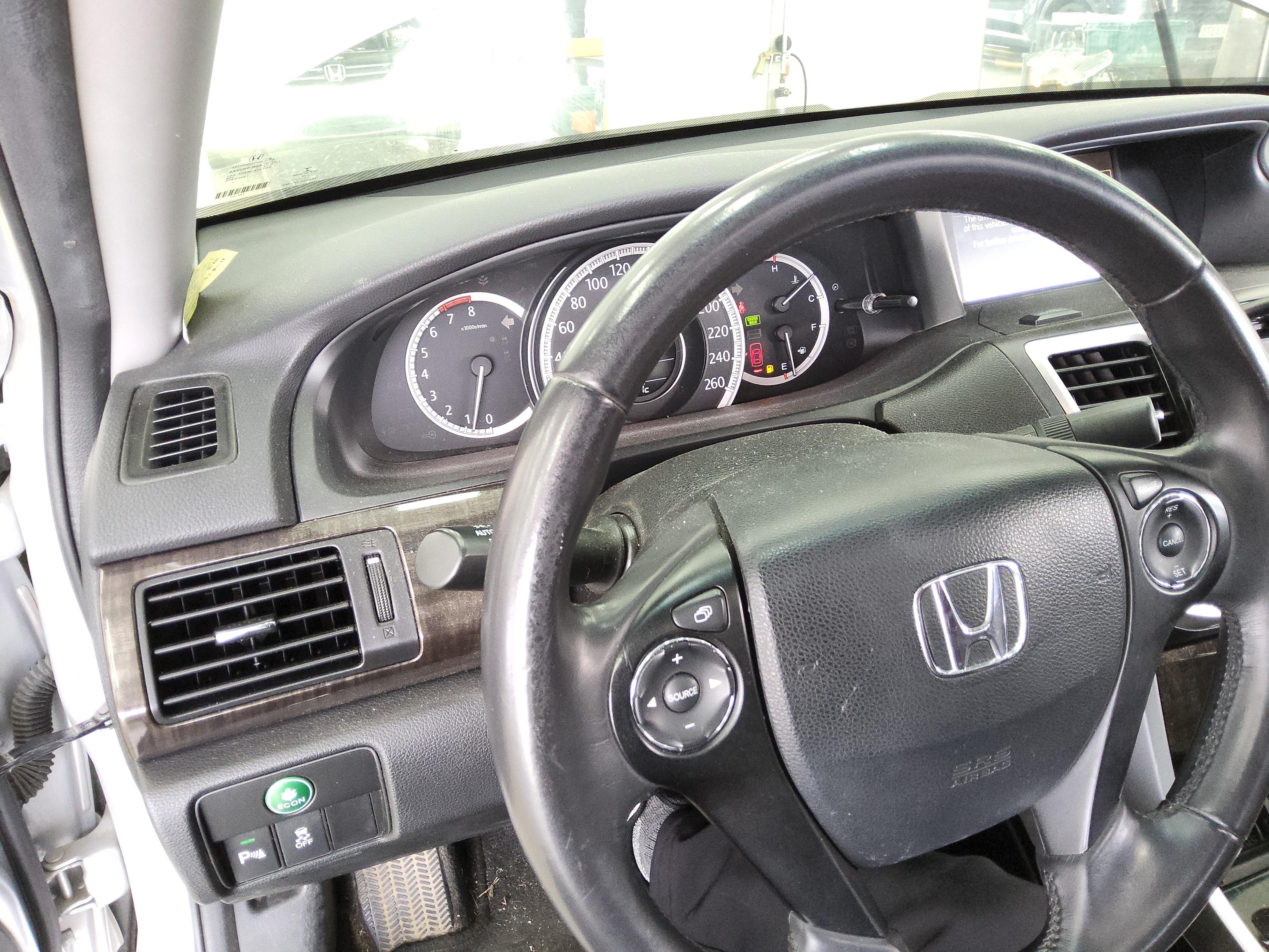 هوندا أكورد 2014 - صورة 17