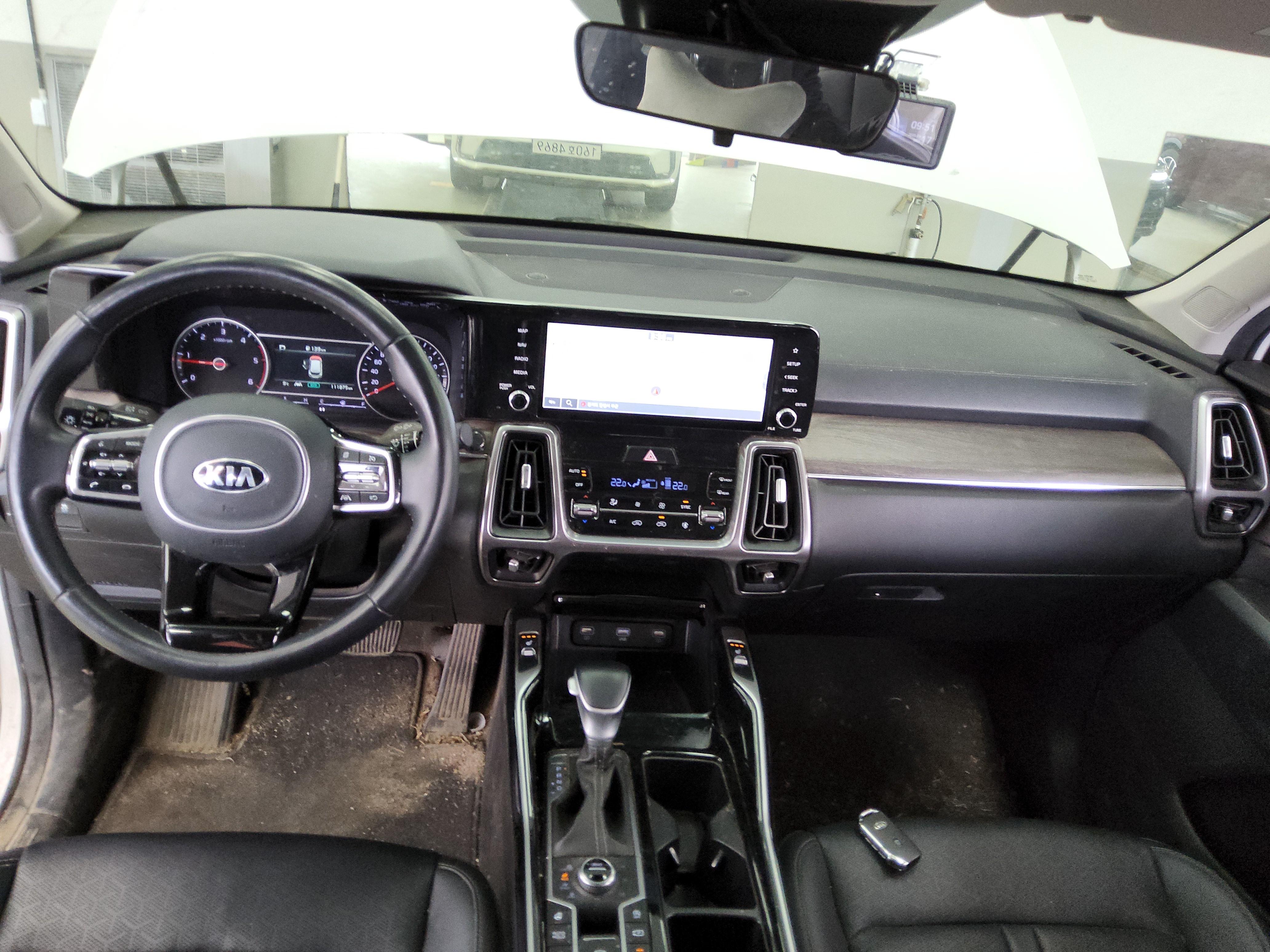 Kia Sorento - 11