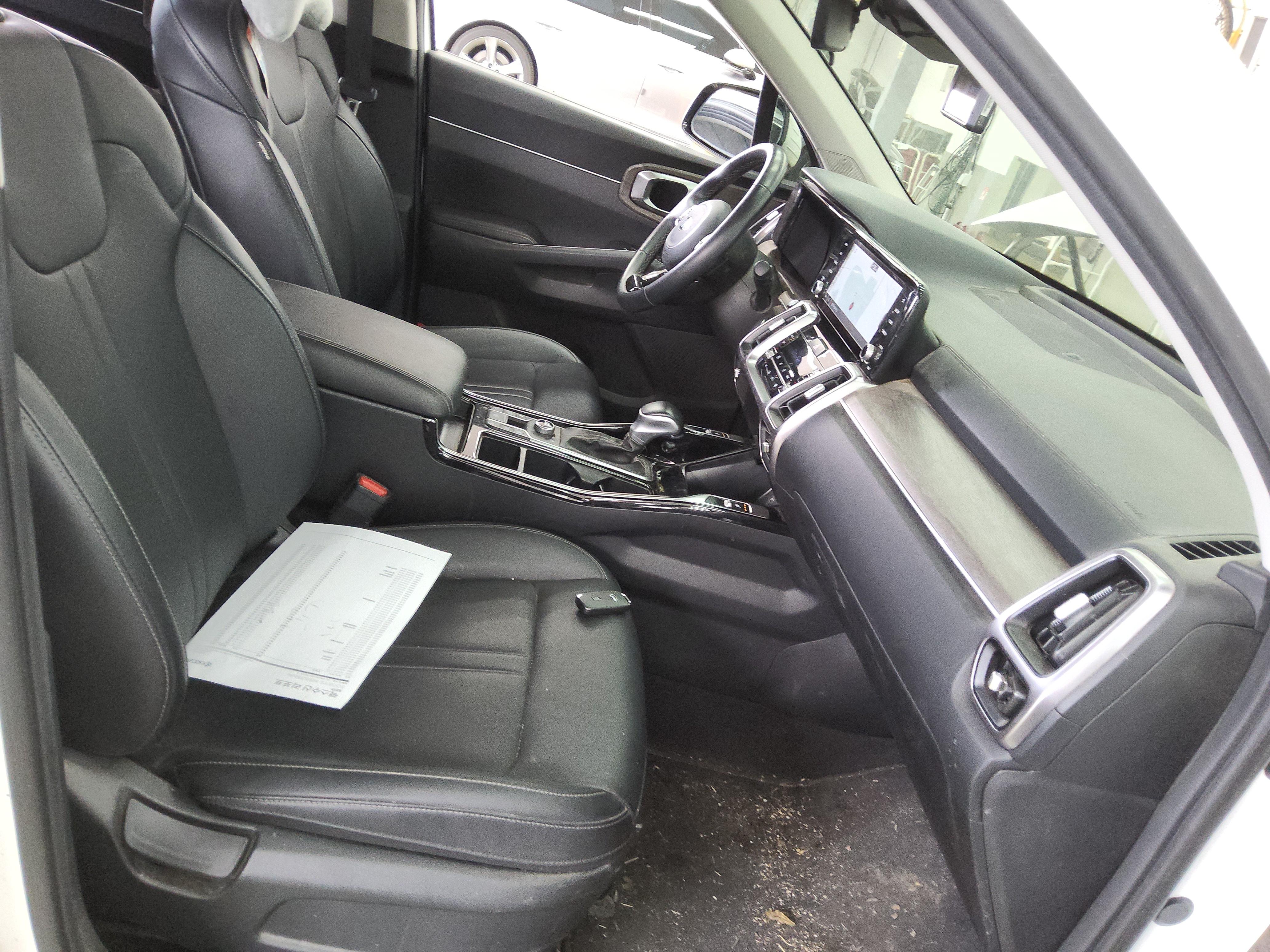 Kia Sorento - 14