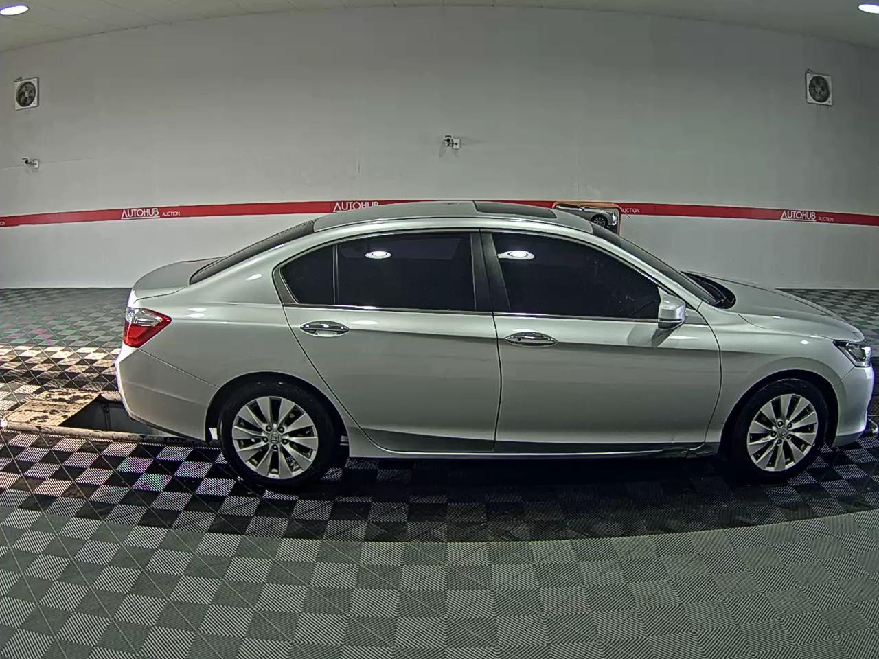 هوندا أكورد 2014 - صورة 3