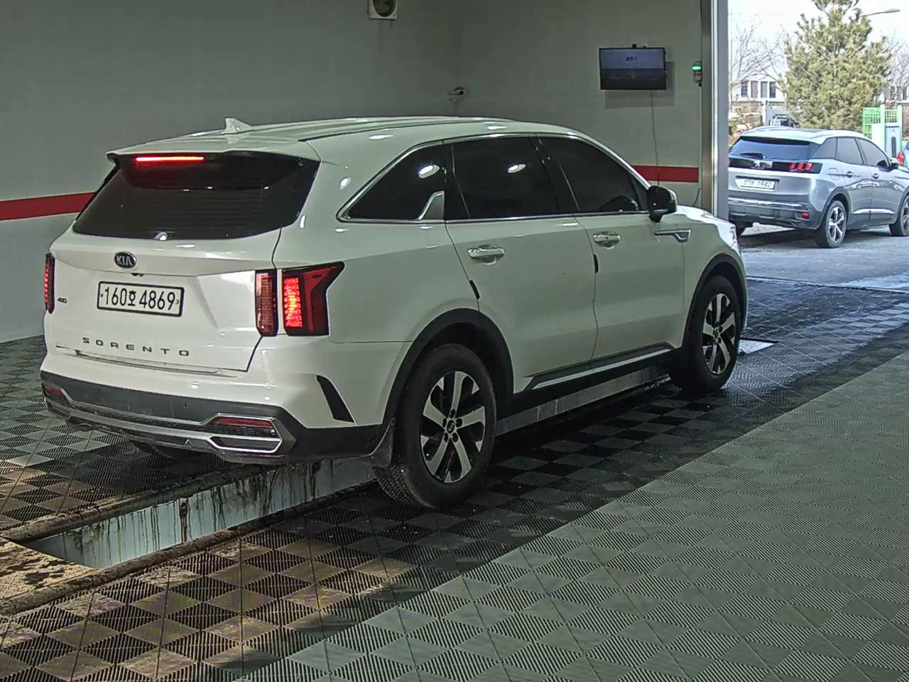 Kia Sorento - 4