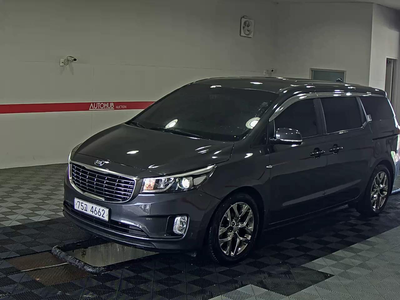 كيا كارنيفال