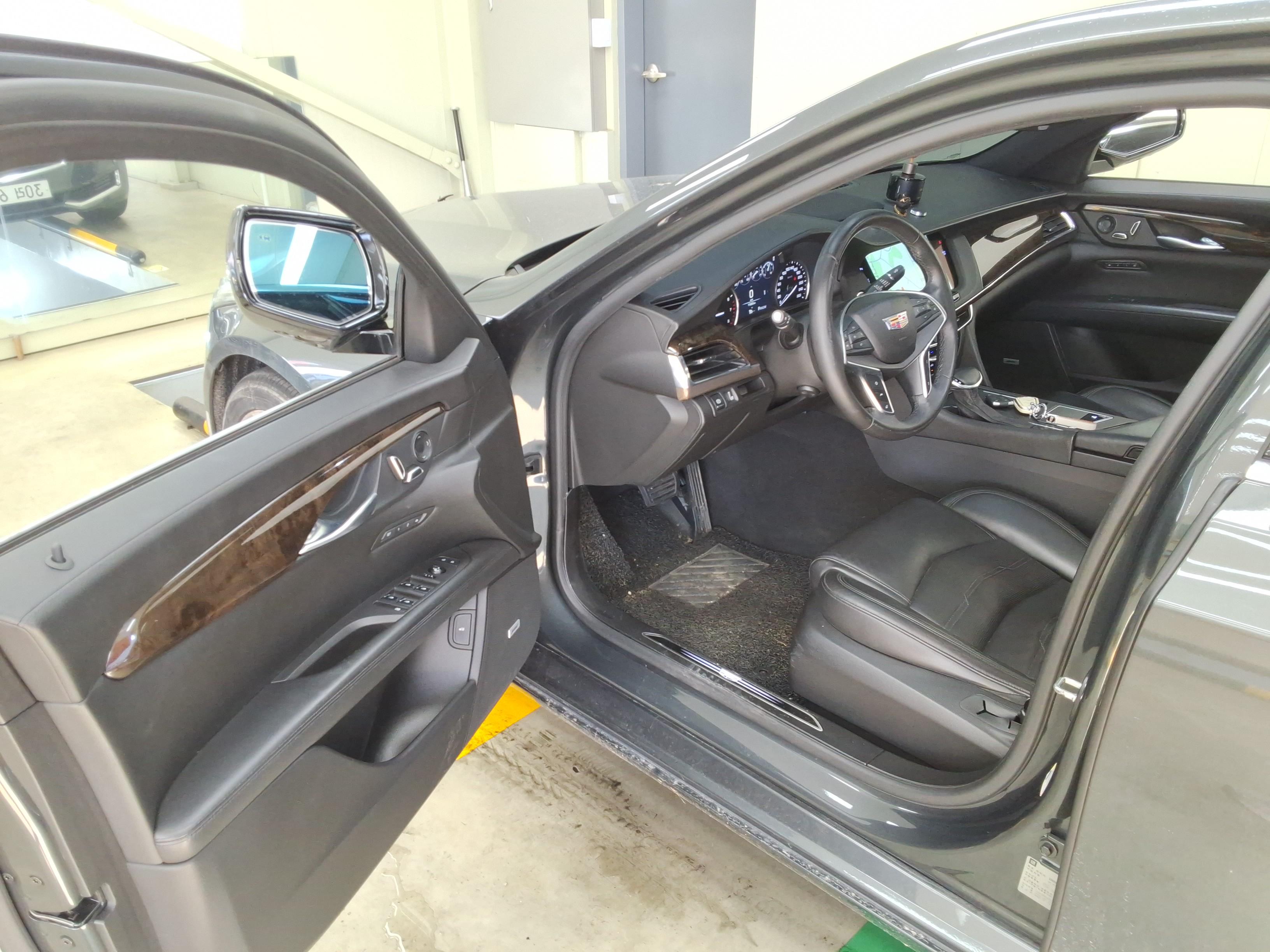 GENERAL MOTORS 캐딜락 2017 - 이미지 9