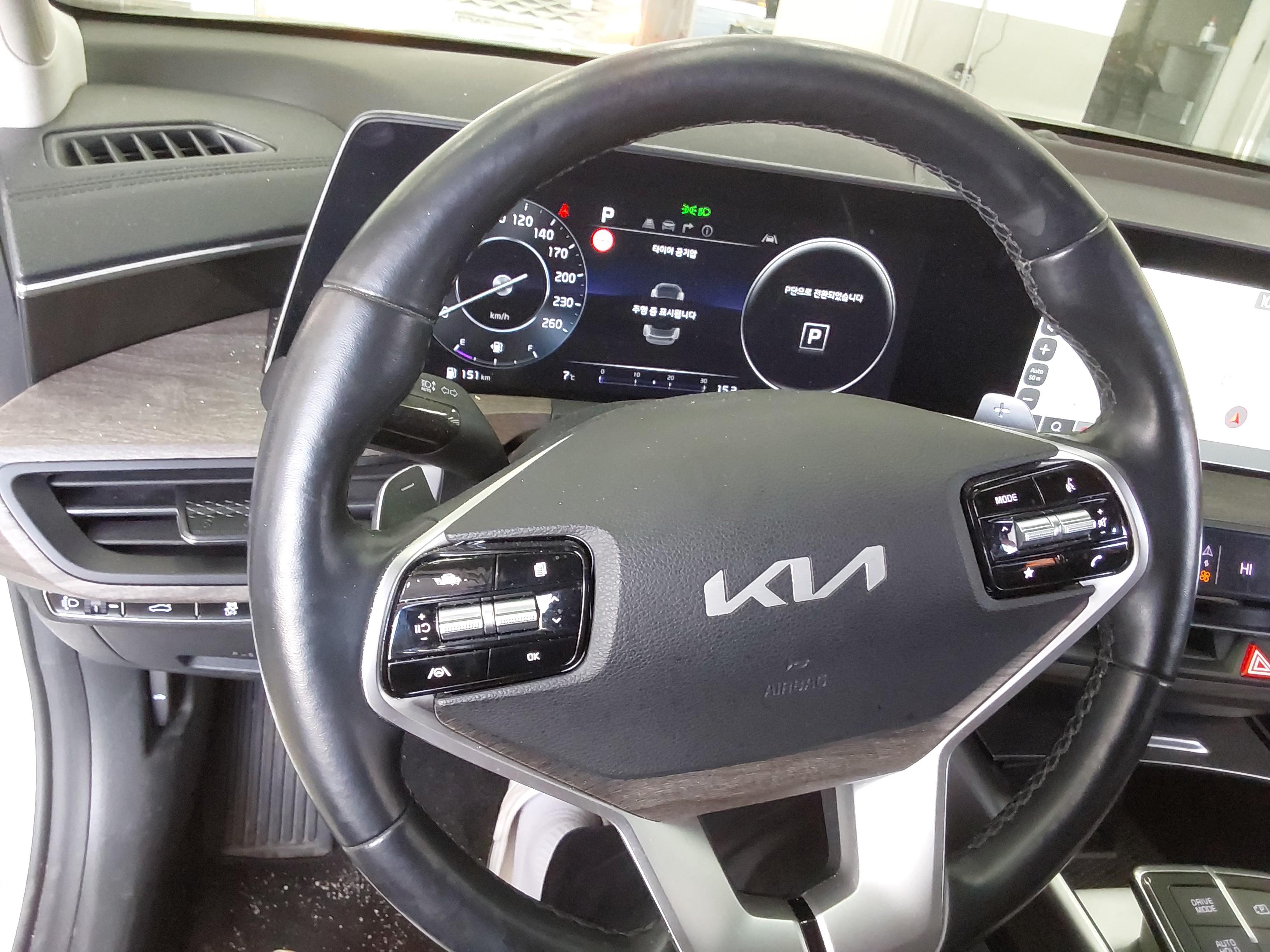 كيا K8 2022 - صورة 17