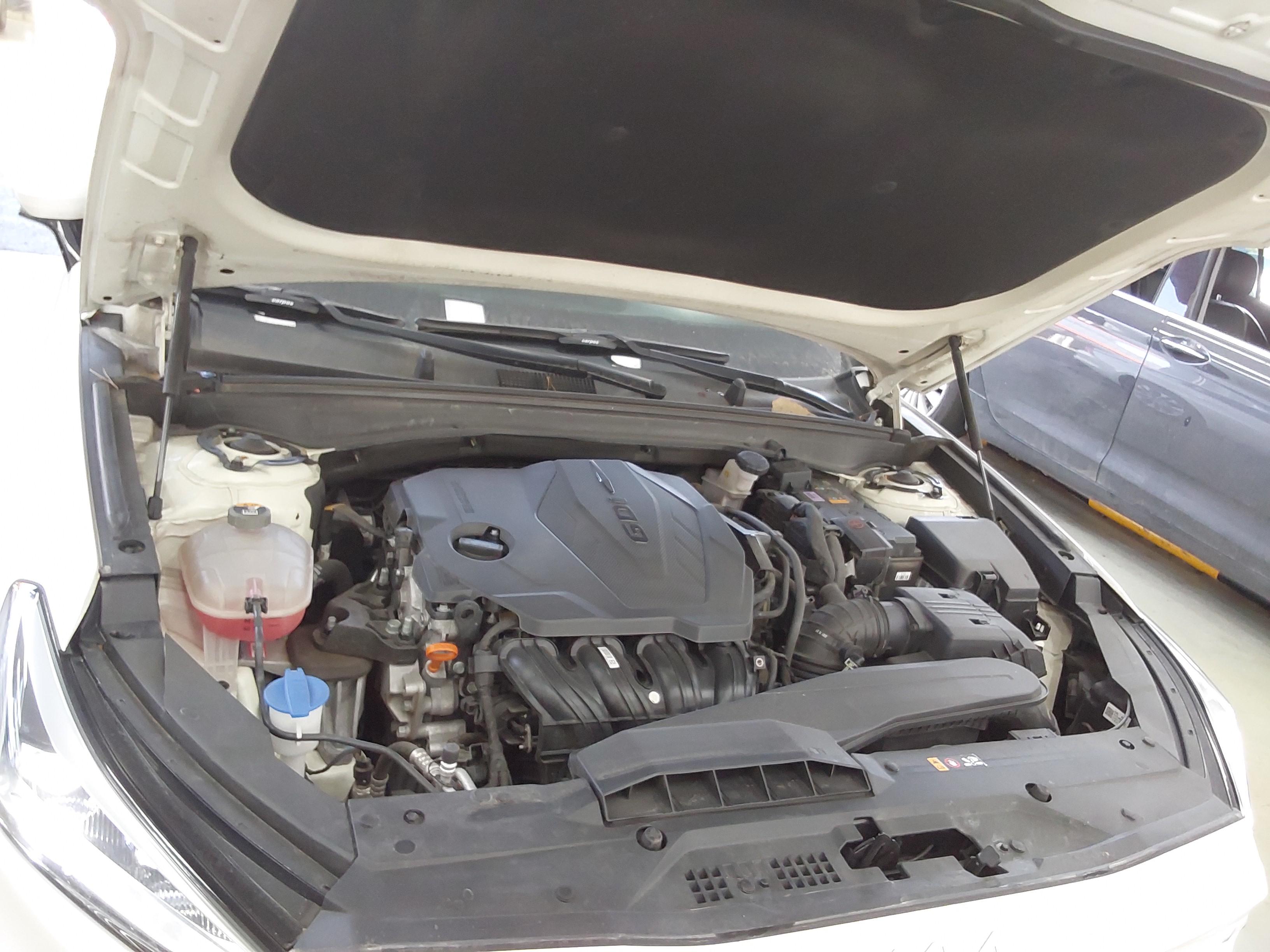 كيا K8 2022 - صورة 18