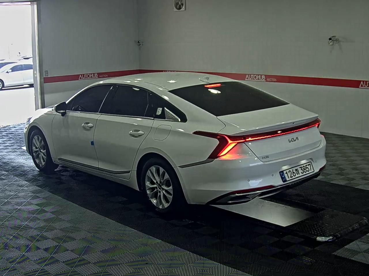 كيا K8 2022 - صورة 5