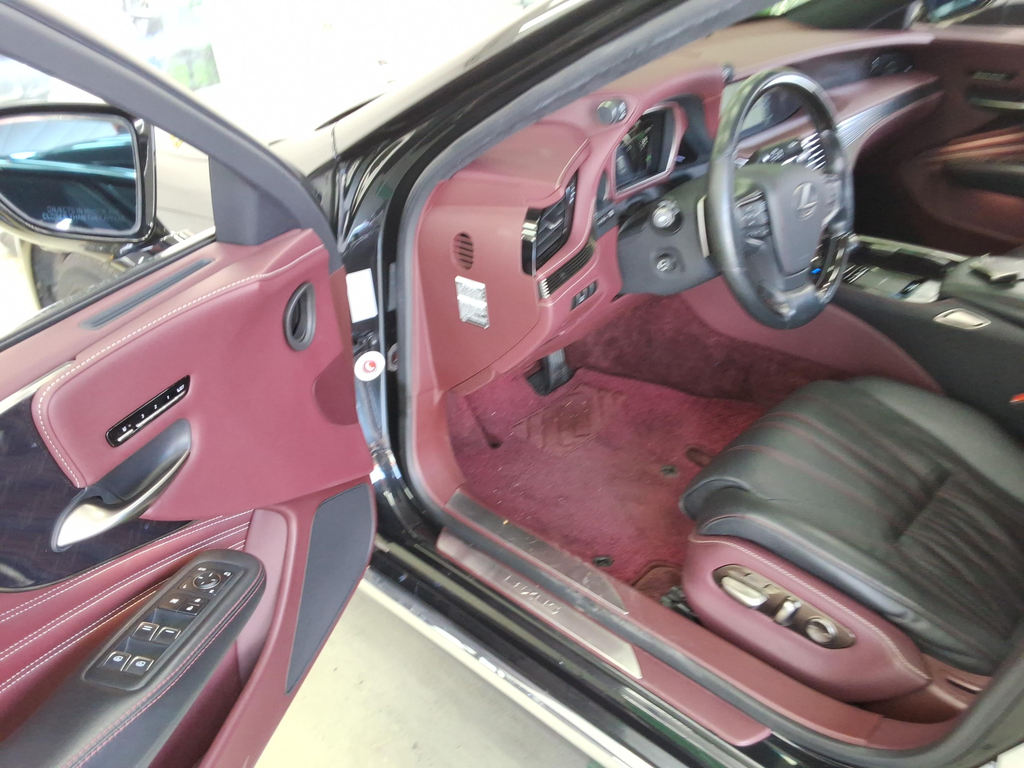 LEXUS LS - 10