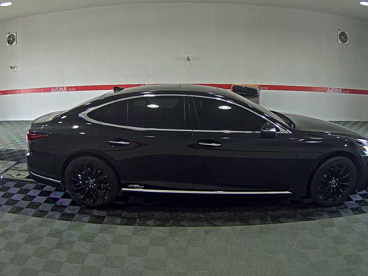 LEXUS LS - 3