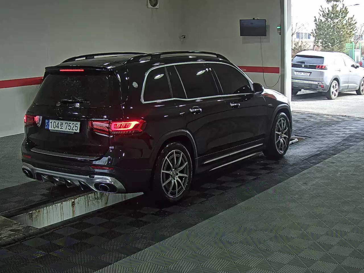 مرسيدس بنز GLB - 4