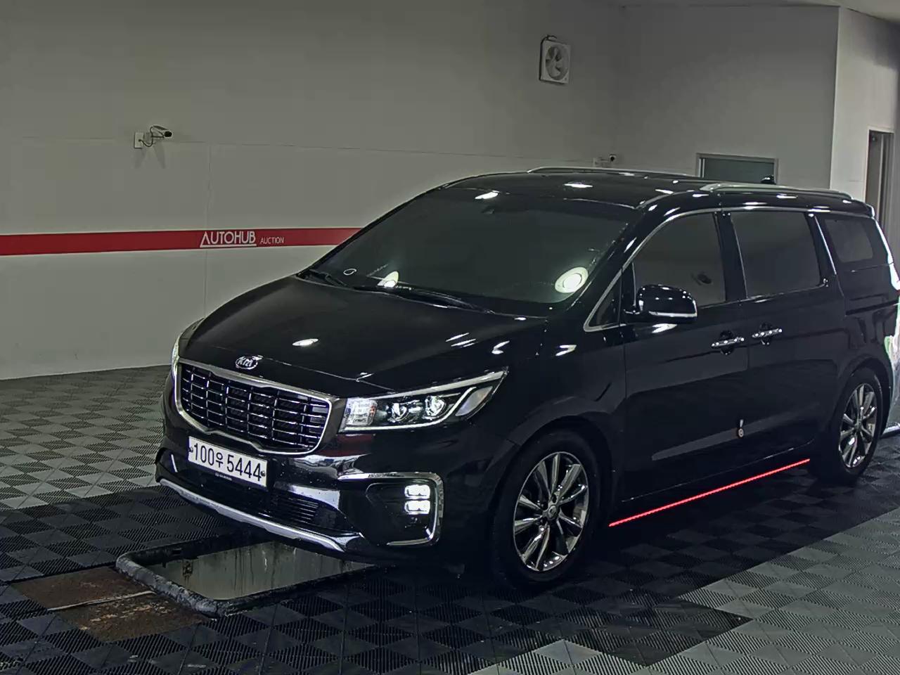 Kia New Carnival
