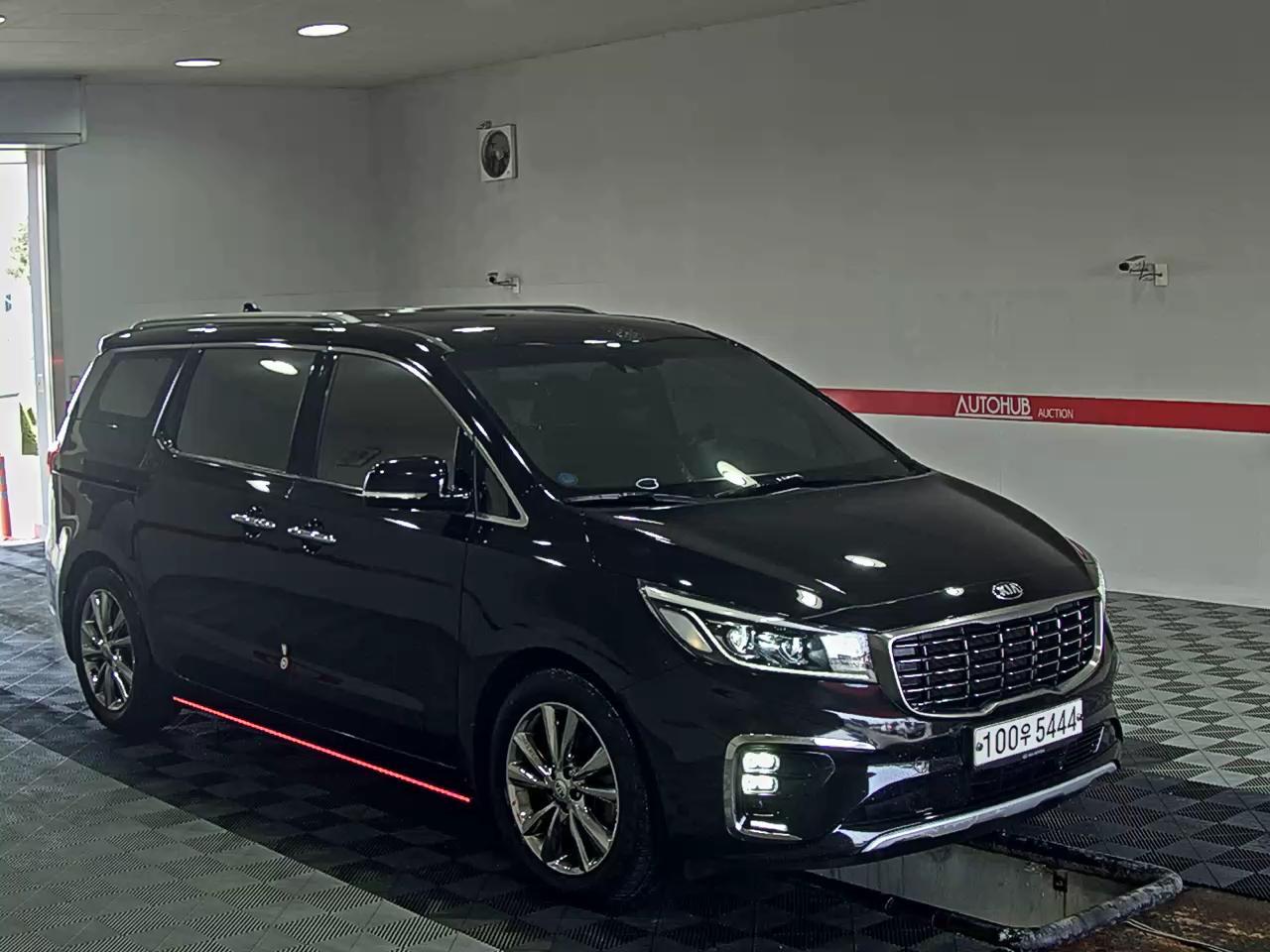 Kia New Carnival 2020 - Image 2