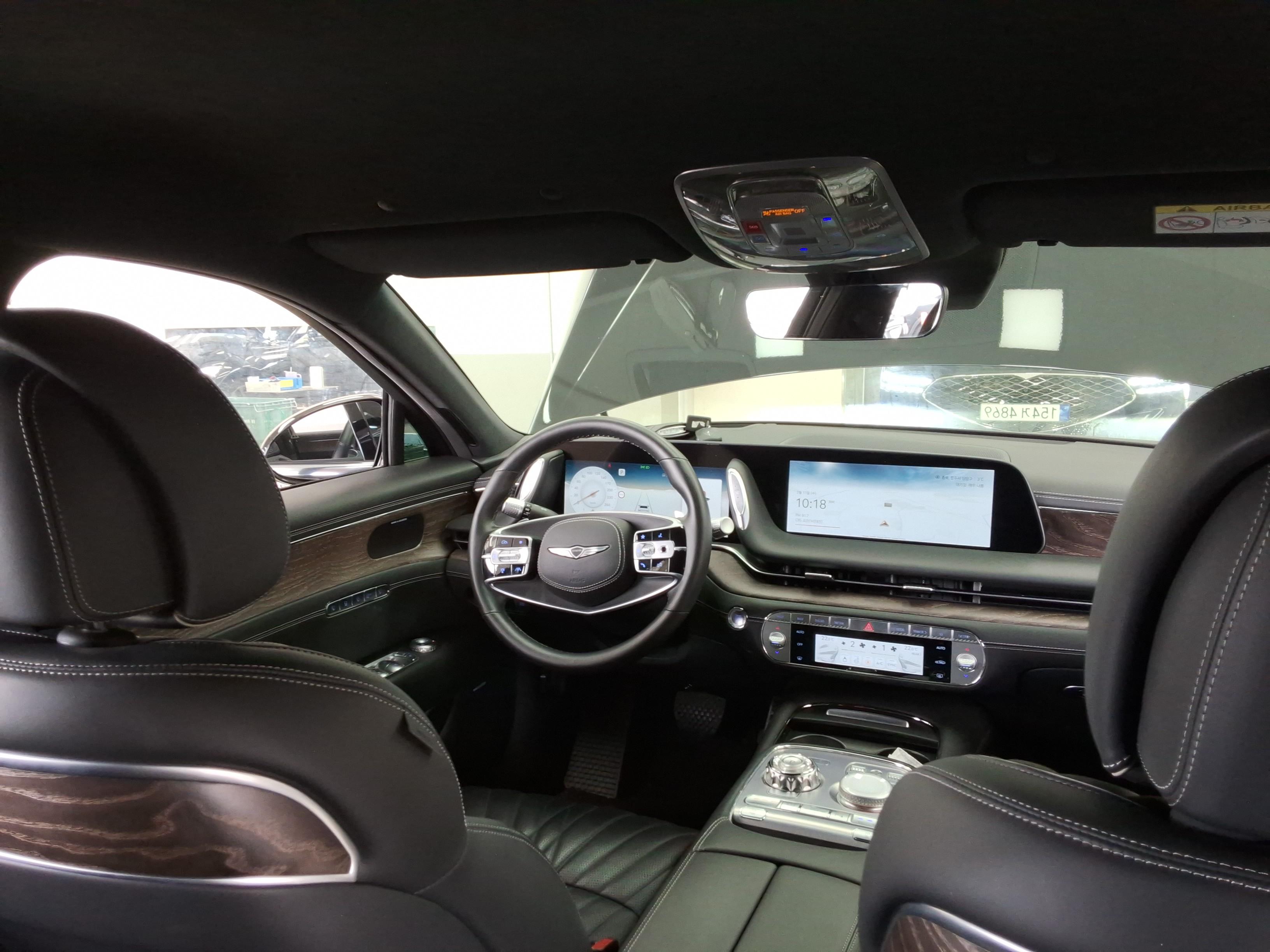 Genesis G90 2023 - Image 13