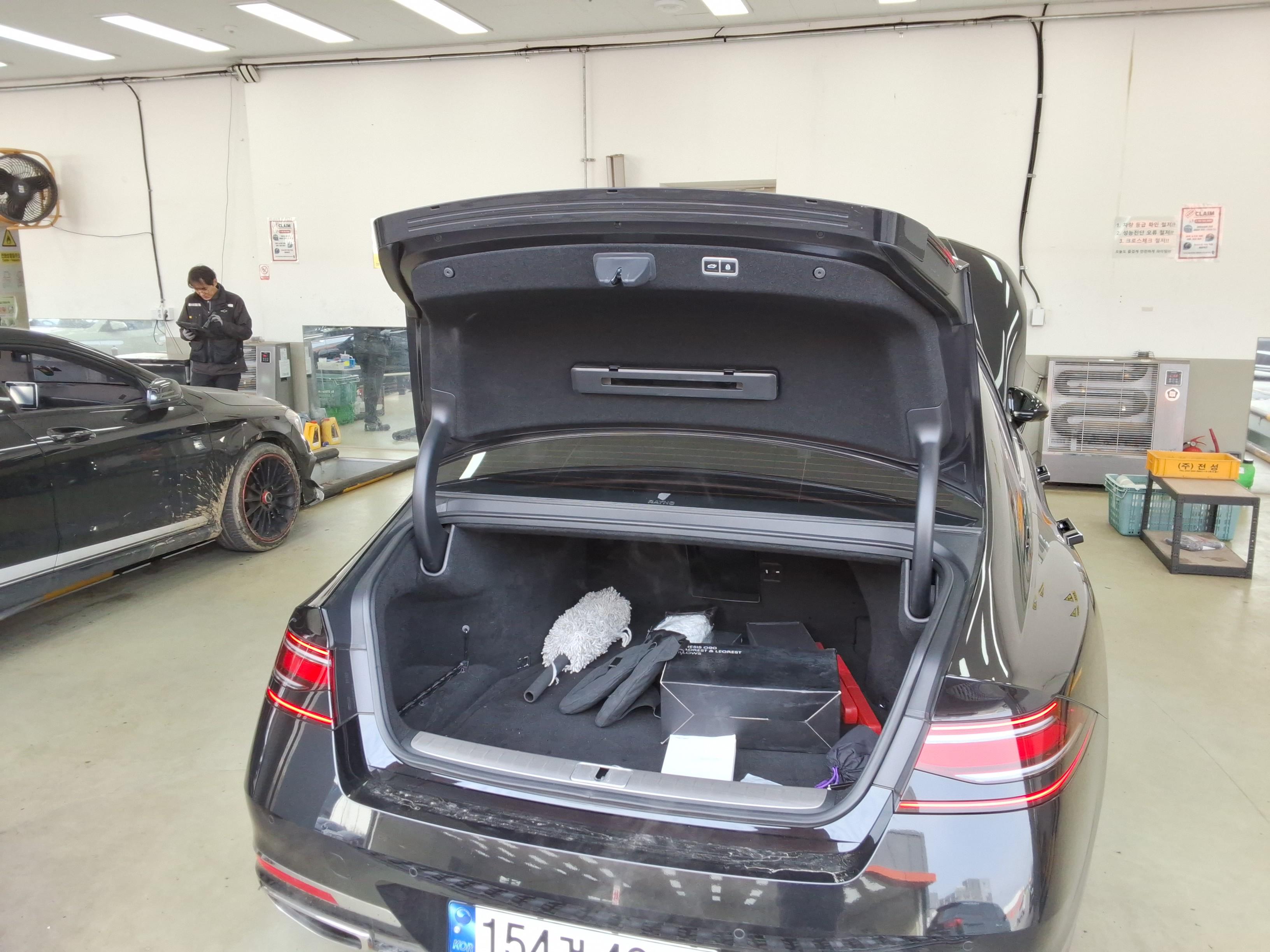 Genesis G90 2023 - Image 14