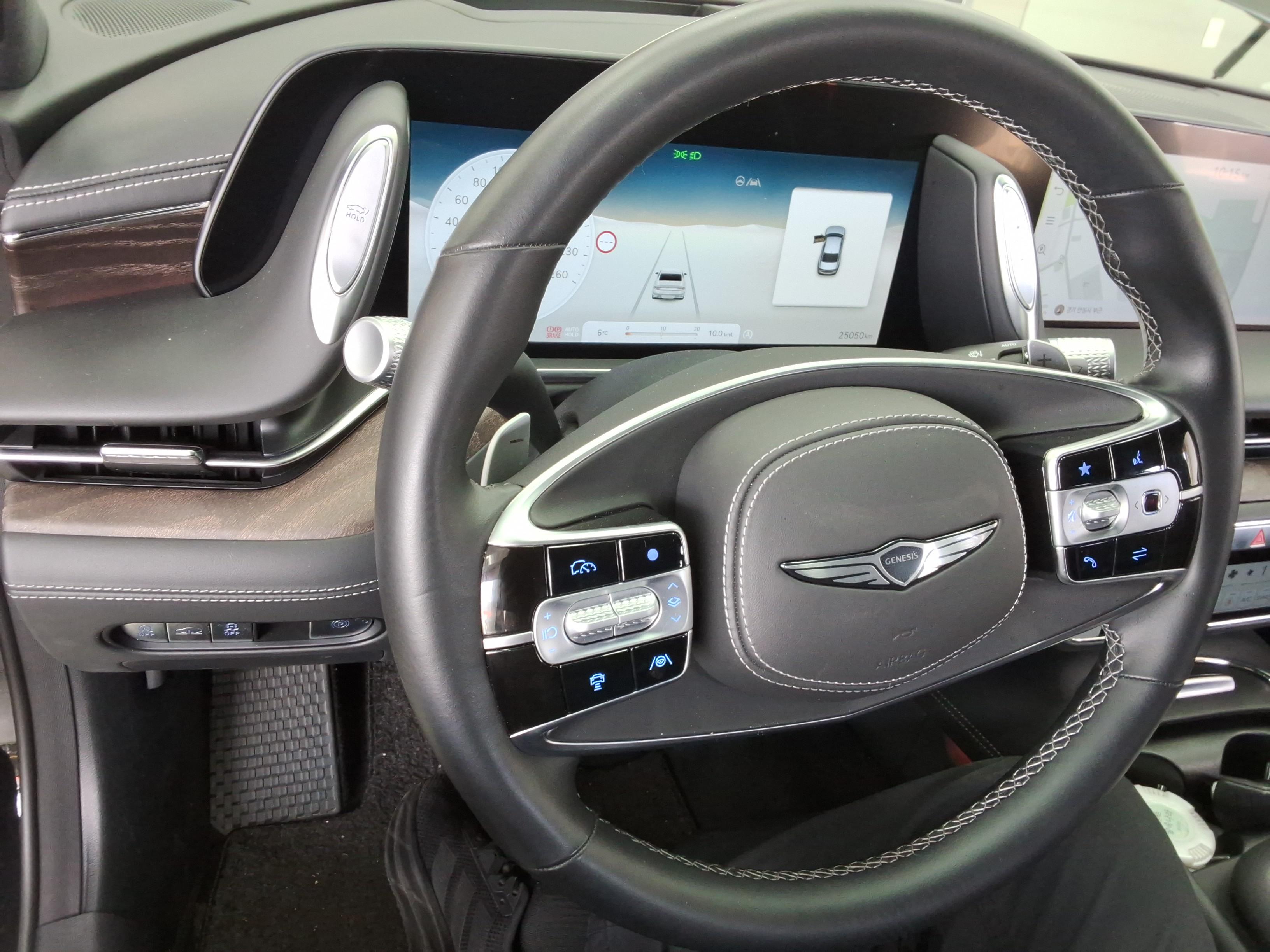 Genesis G90 2023 - Image 15