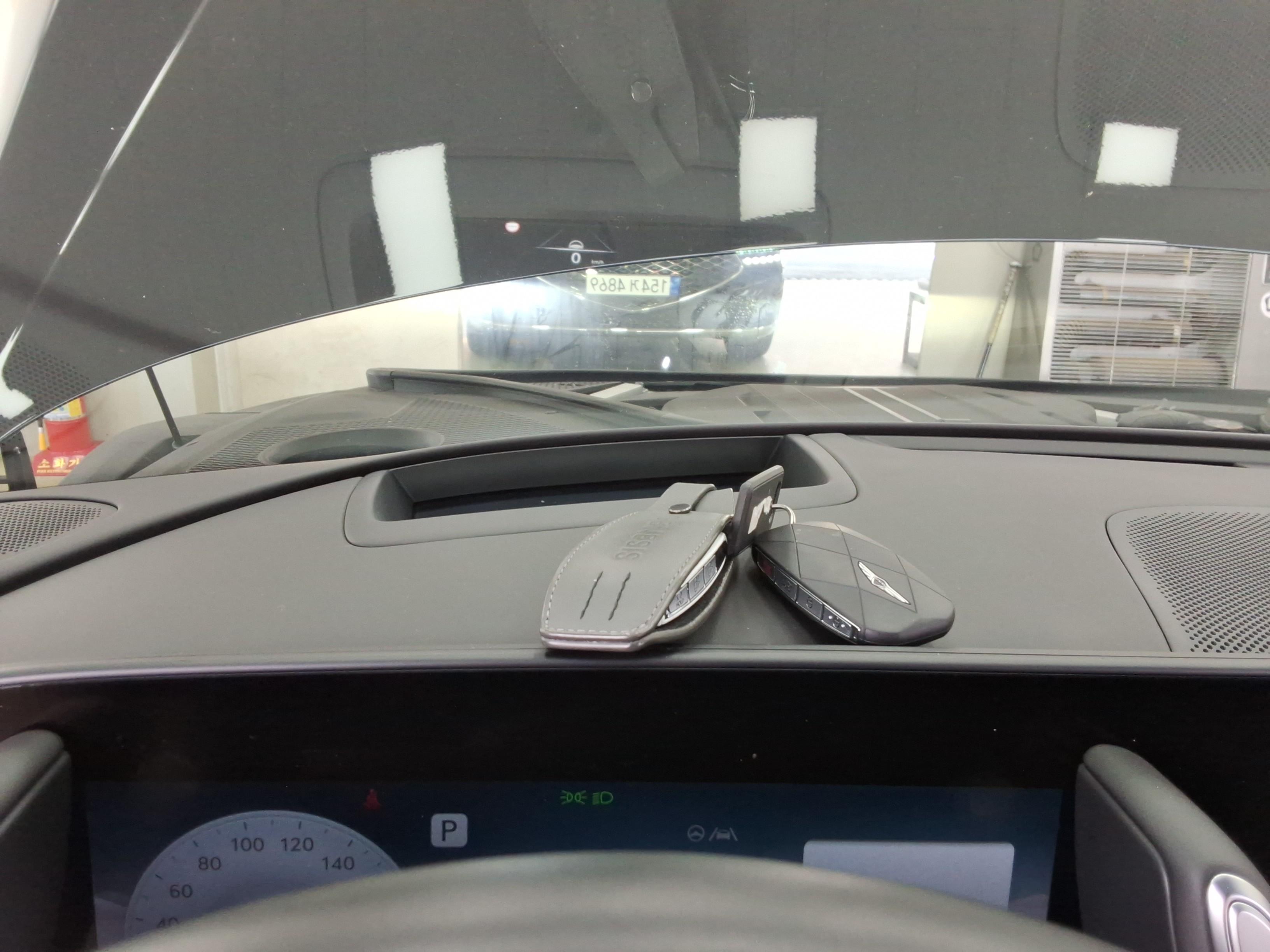 Genesis G90 2023 - Image 17