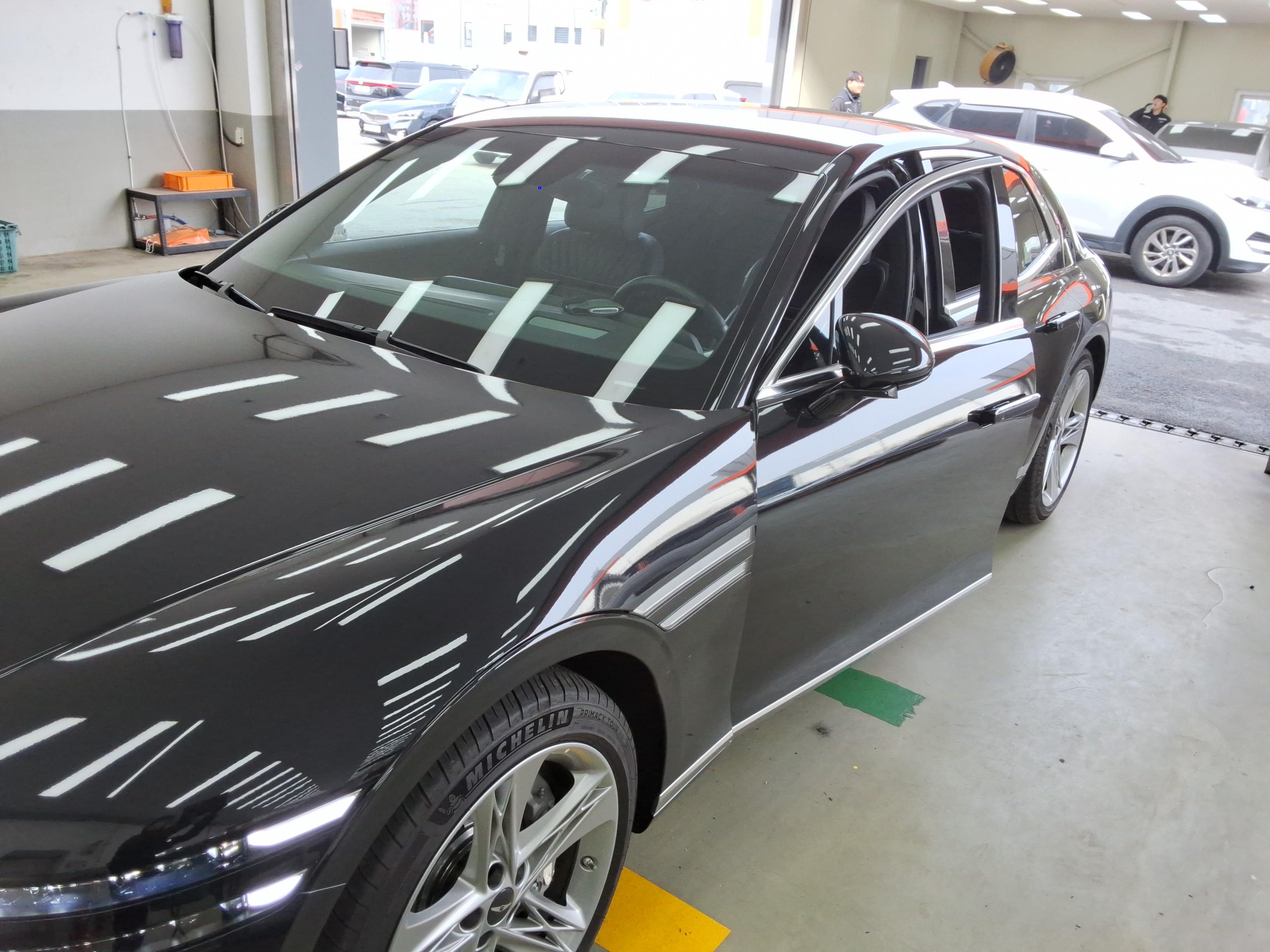 Genesis G90 2023 - Image 20