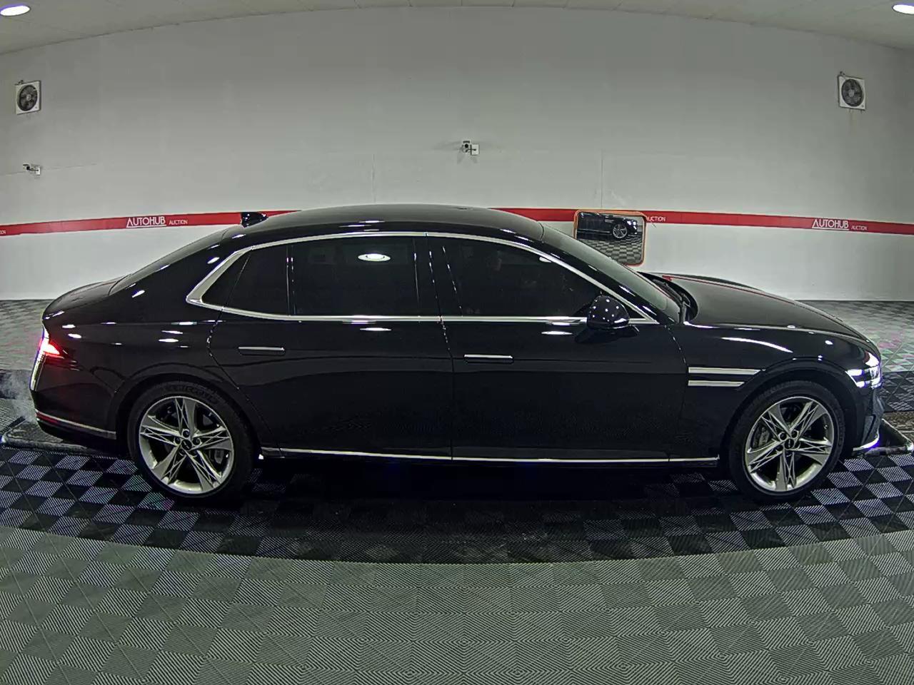 Genesis G90 2023 - Image 3