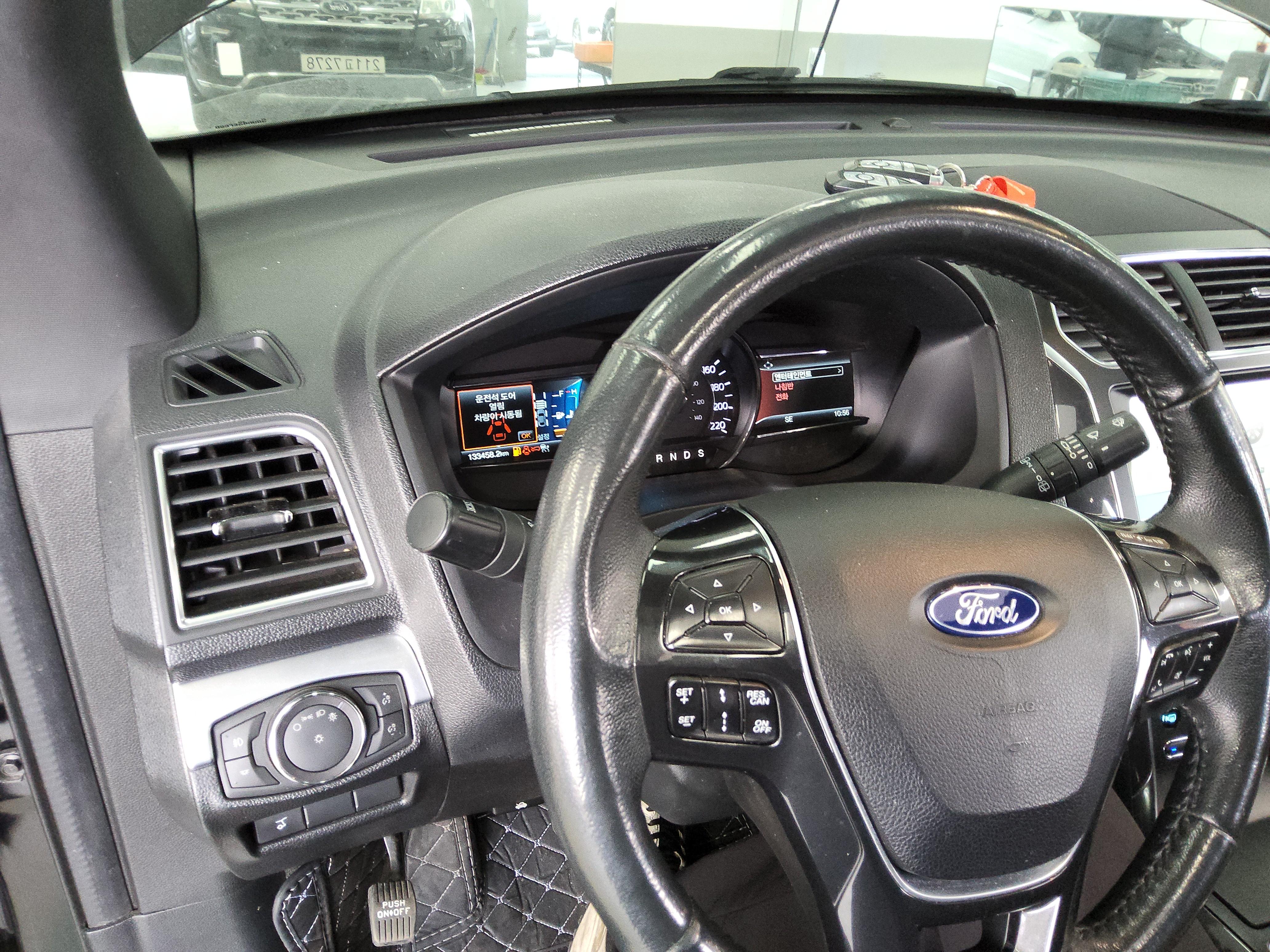 Ford Ford Mustang 2018 - Image 17