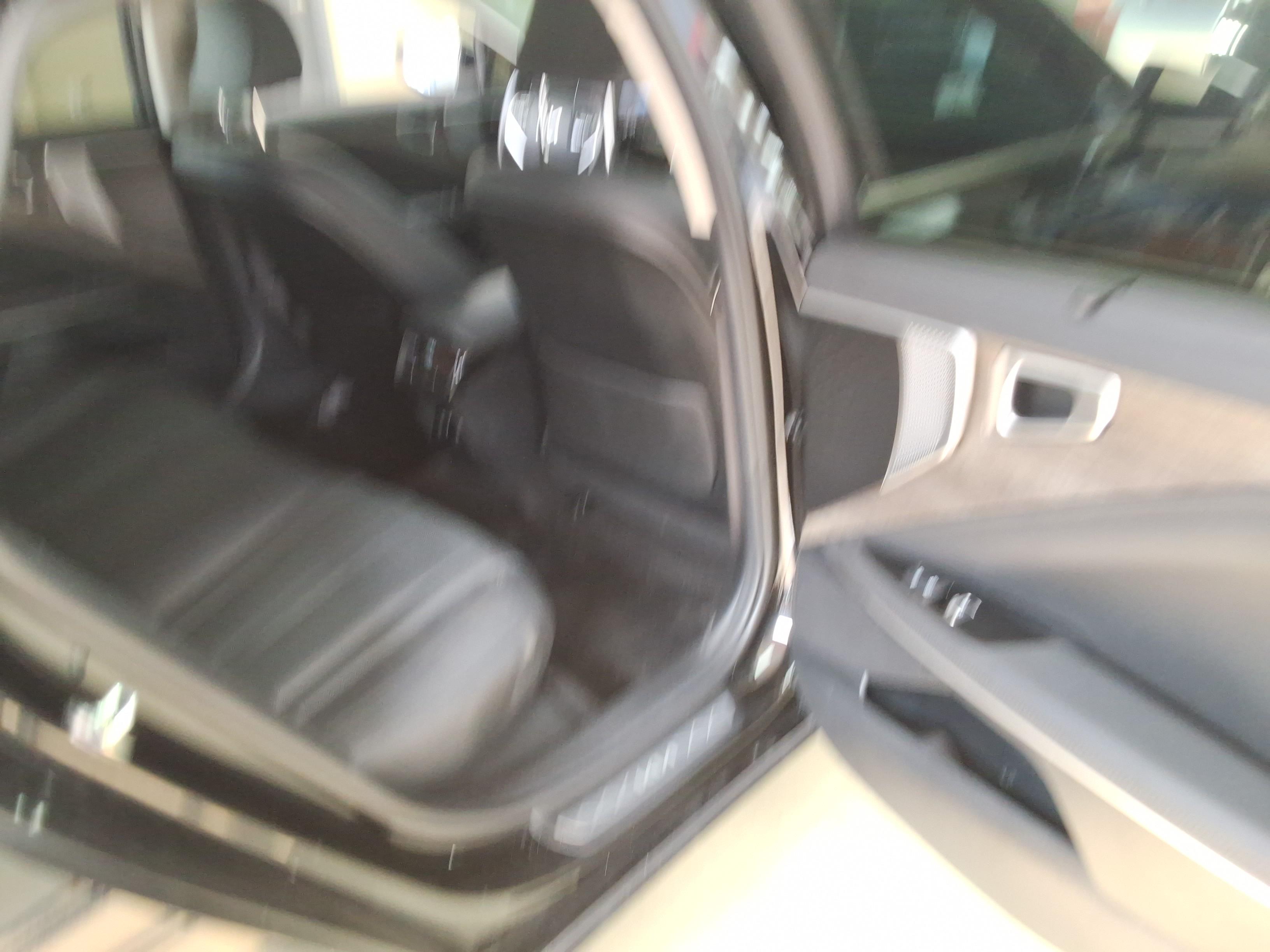 Kia K8 - 13