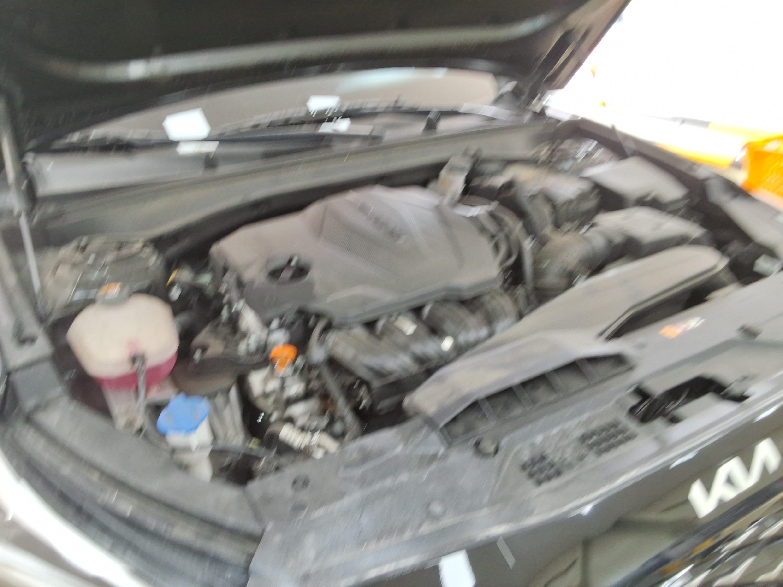 Kia K8 - 19