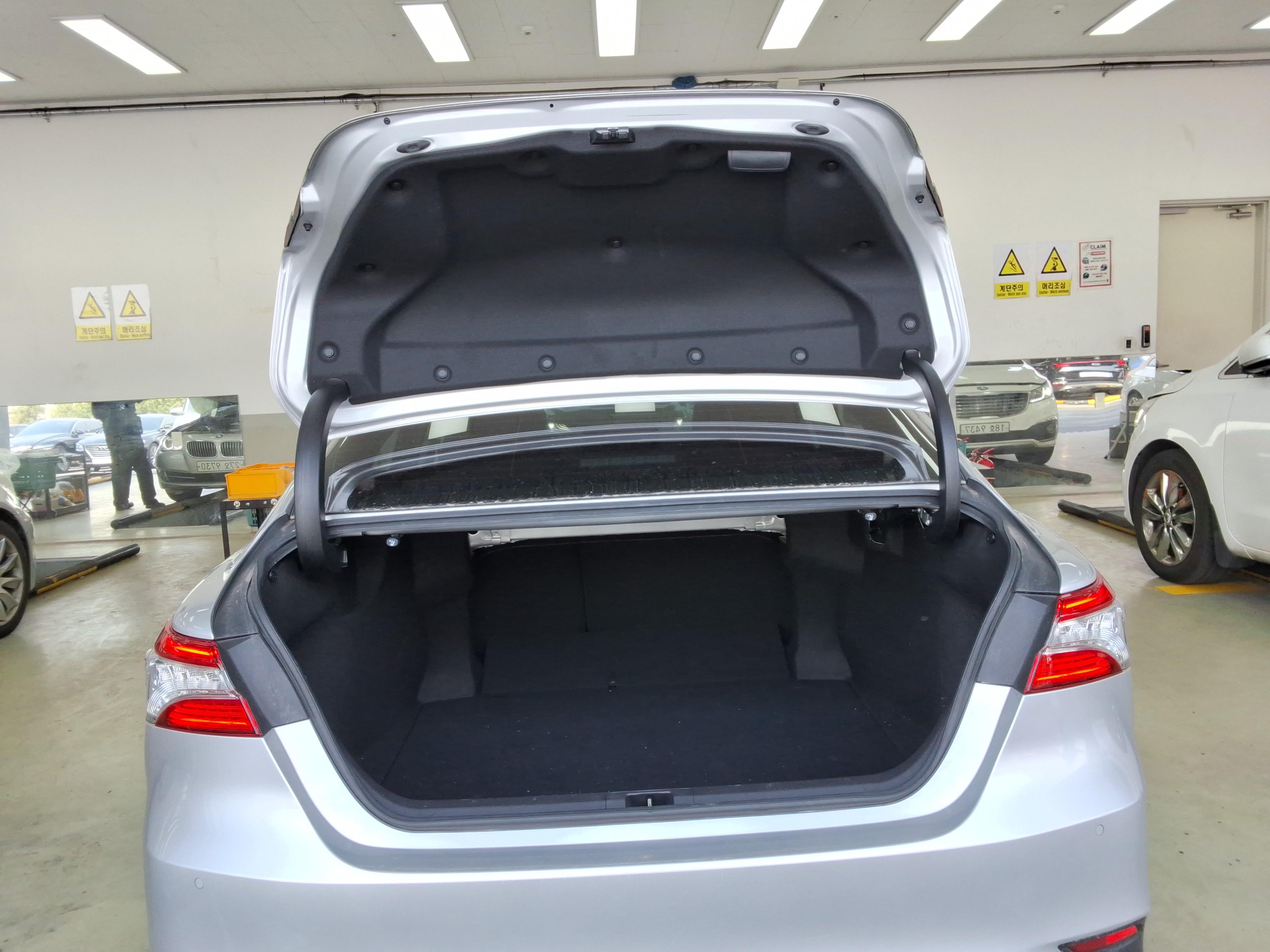 Toyota Camry - 15