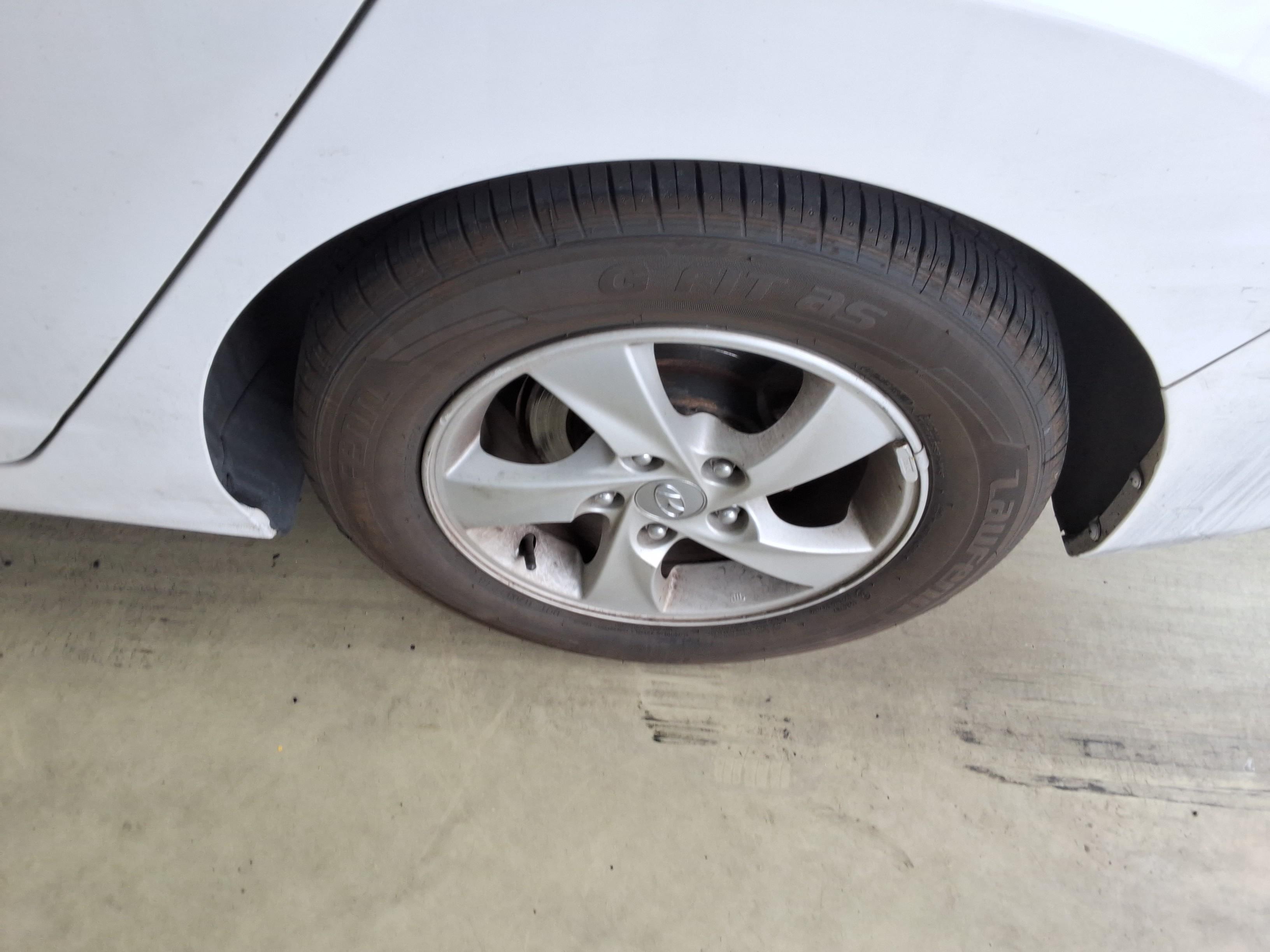 Hyundai Elantra 2014 - Image 18