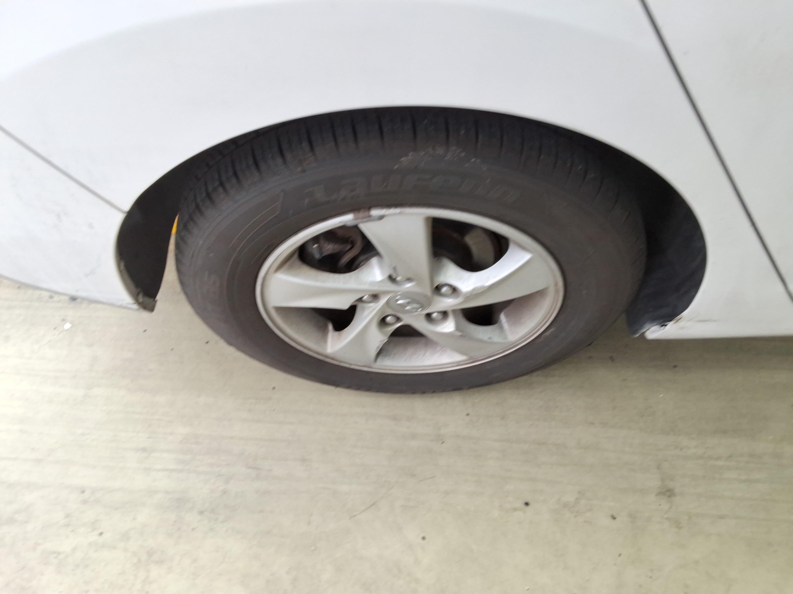 Hyundai Elantra 2014 - Image 19