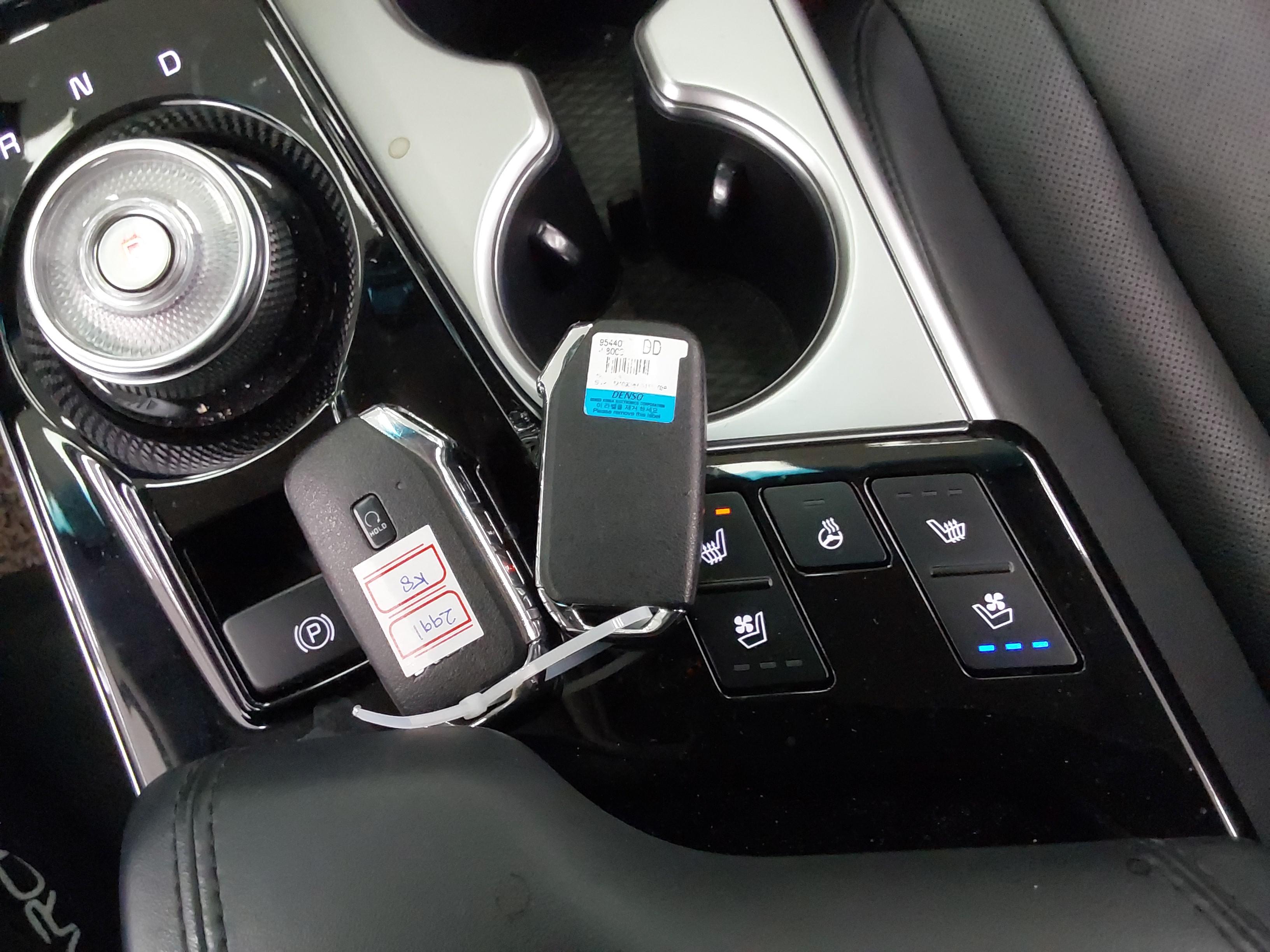 Kia K8 2022 - Image 19