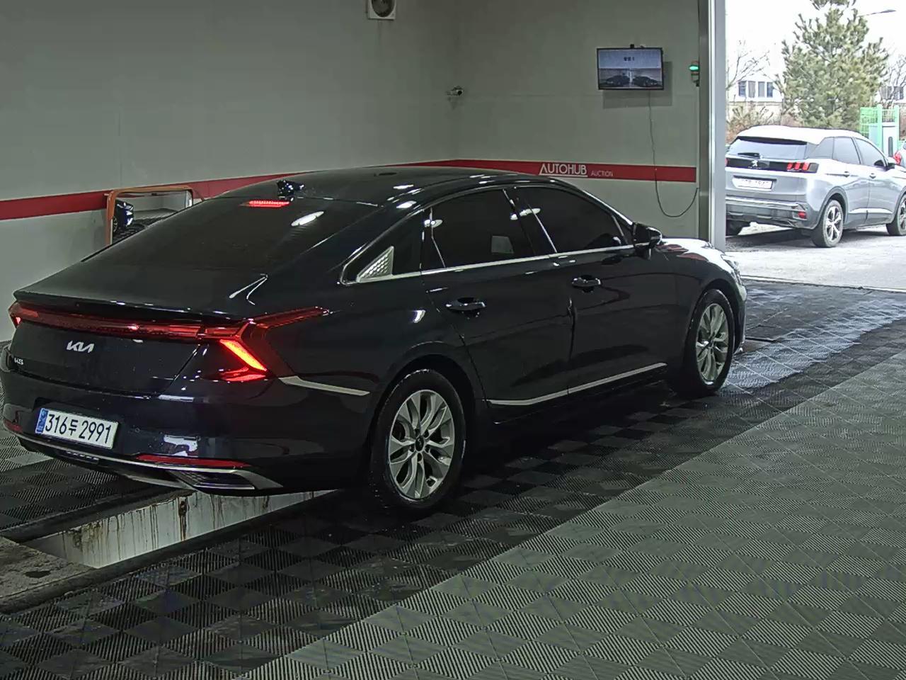 Kia K8 2022 - Image 4