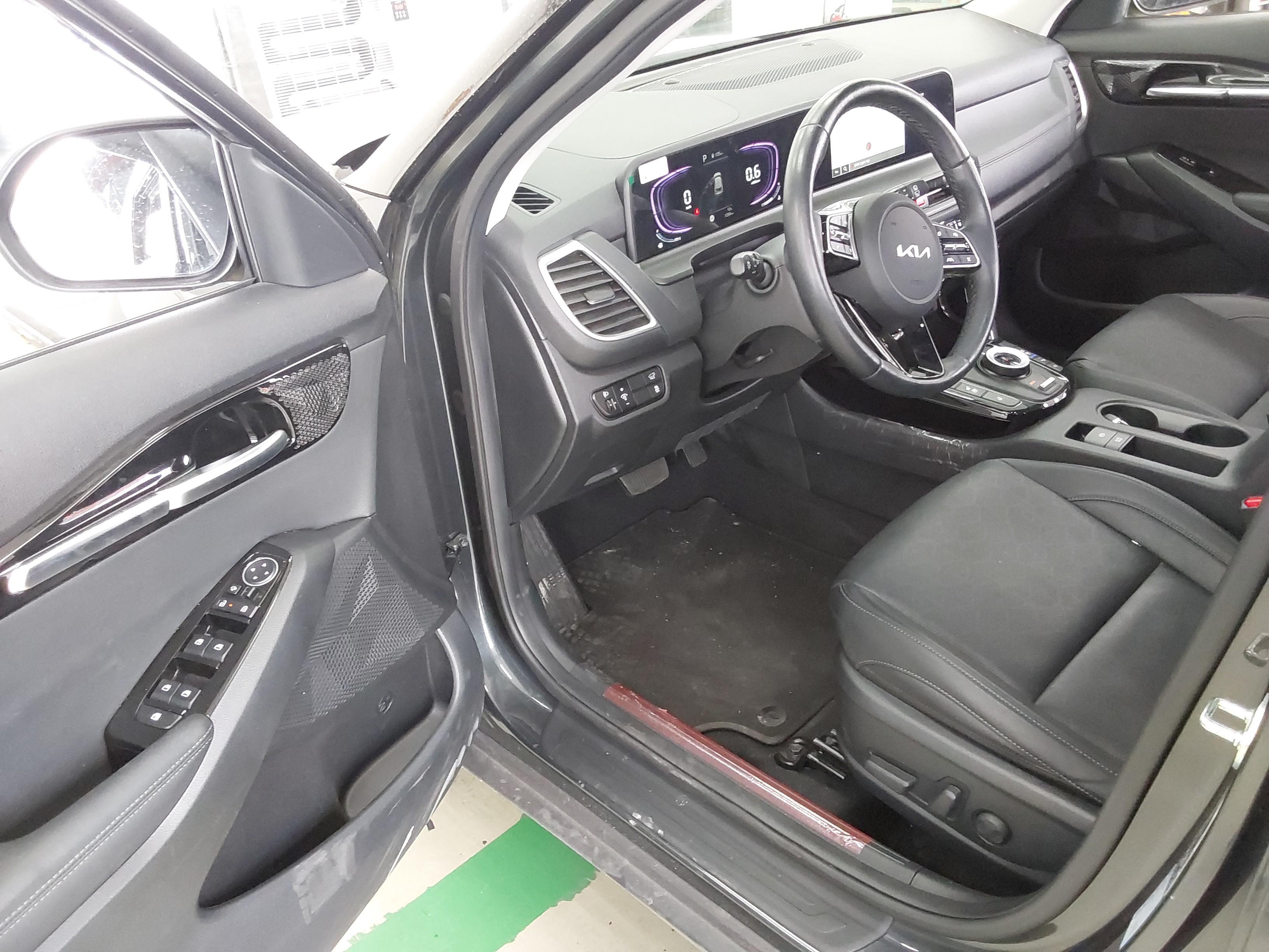 كيا سيلتوس 2025 - صورة 11