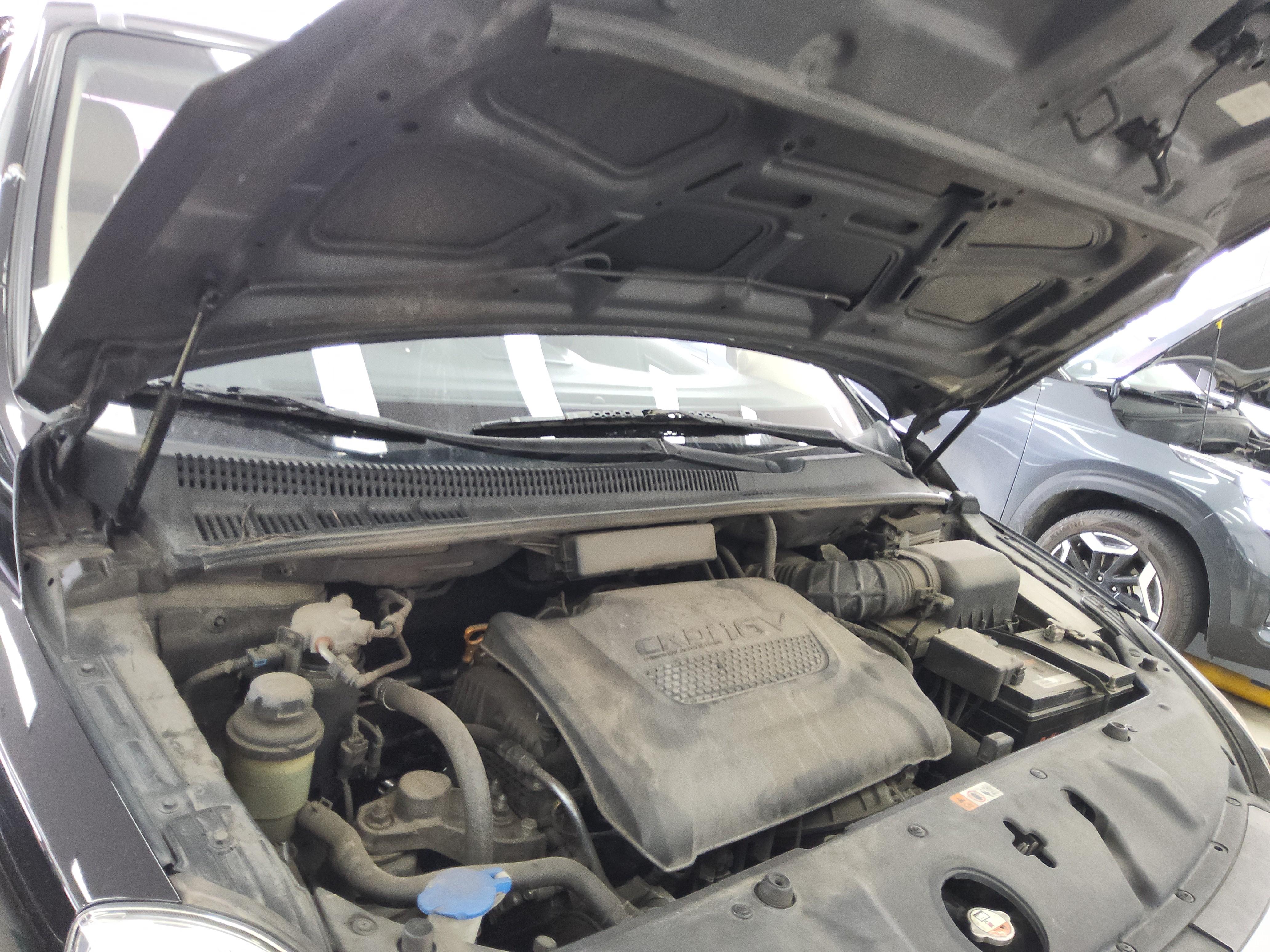 Kia Carnival 2014 - Image 18