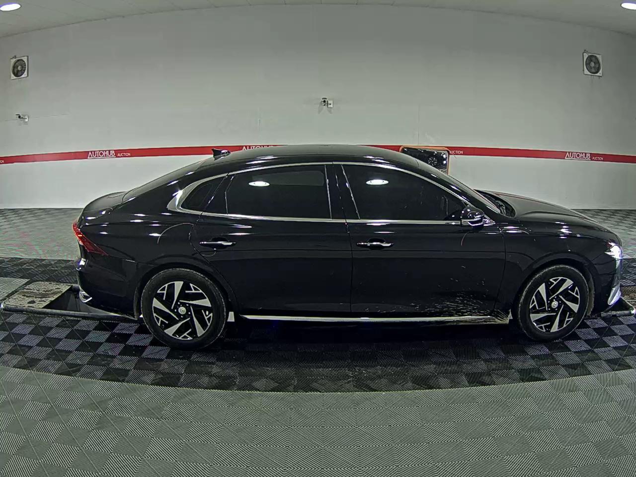 Hyundai Grandeur 2021 - Image 3