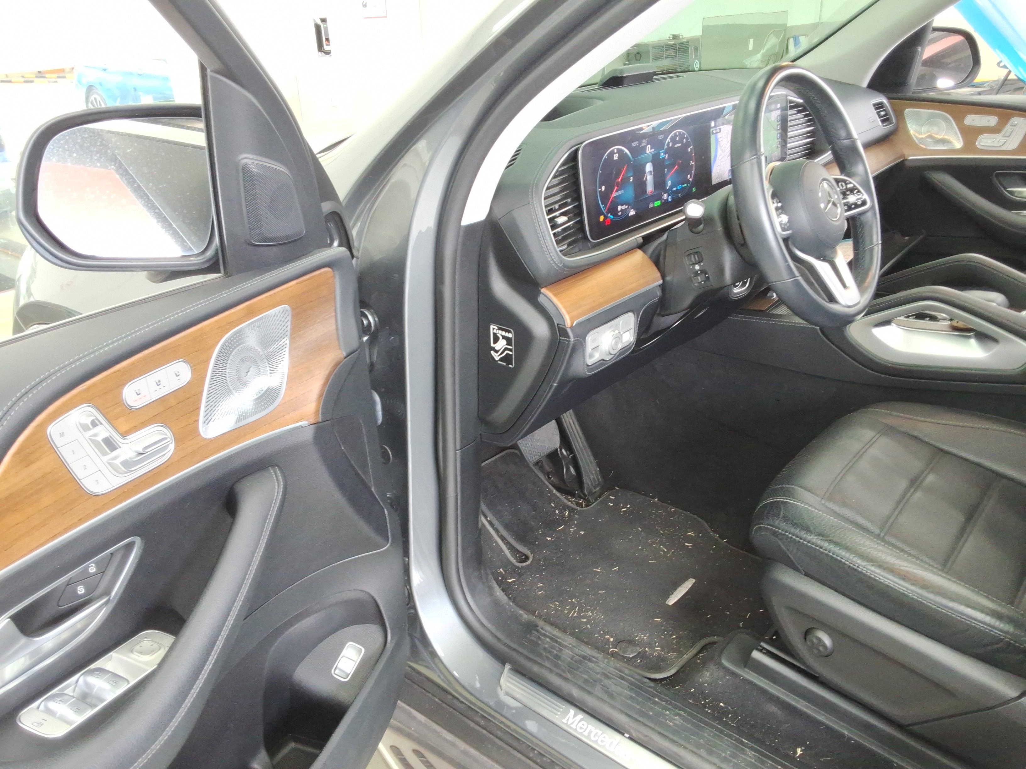 Mercedes-Benz GLE-Class 2020 - Image 10