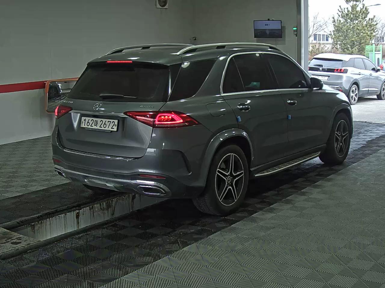 Mercedes-Benz GLE-Class 2020 - Image 4