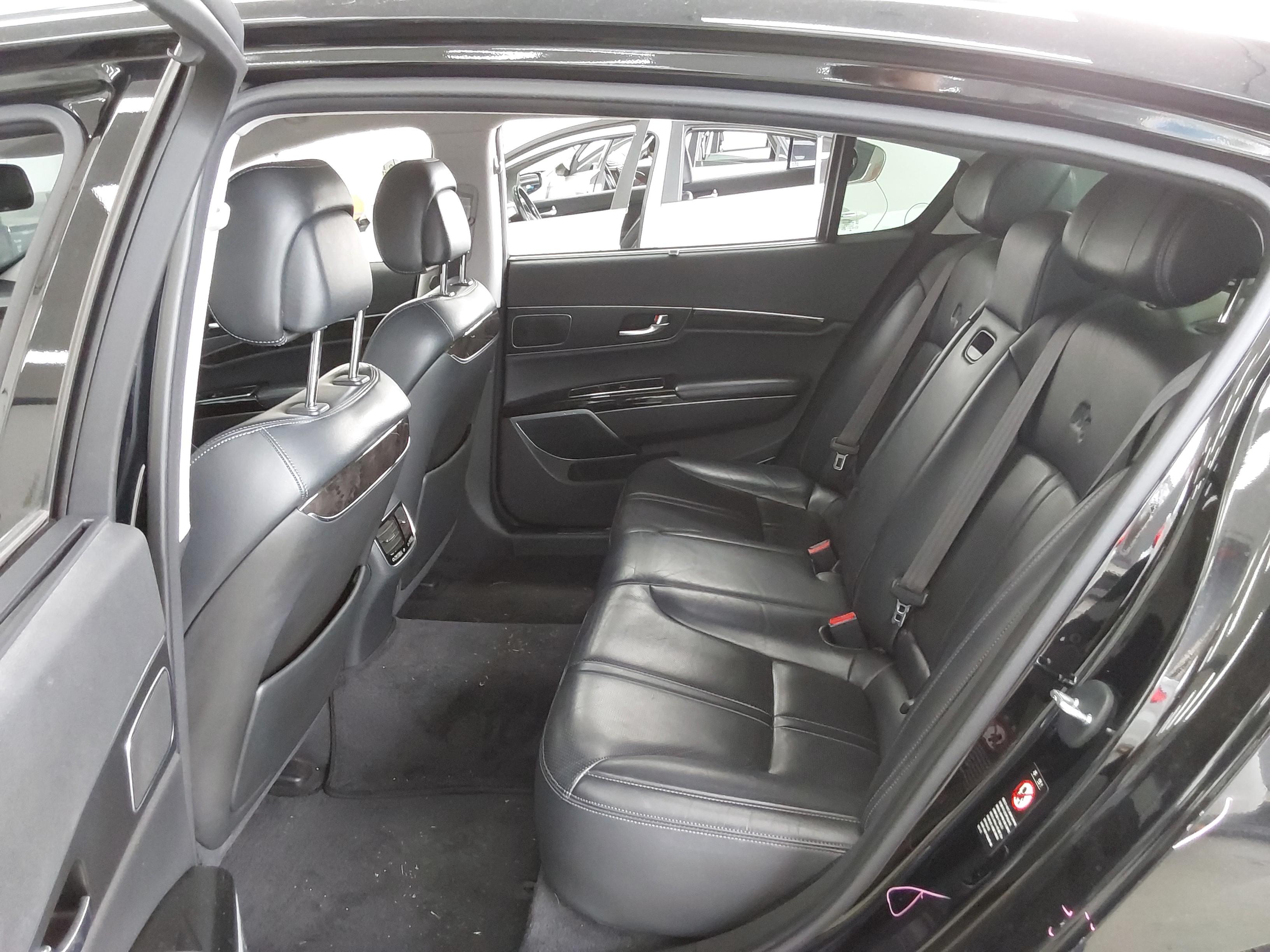 Kia K9 2016 - Image 11